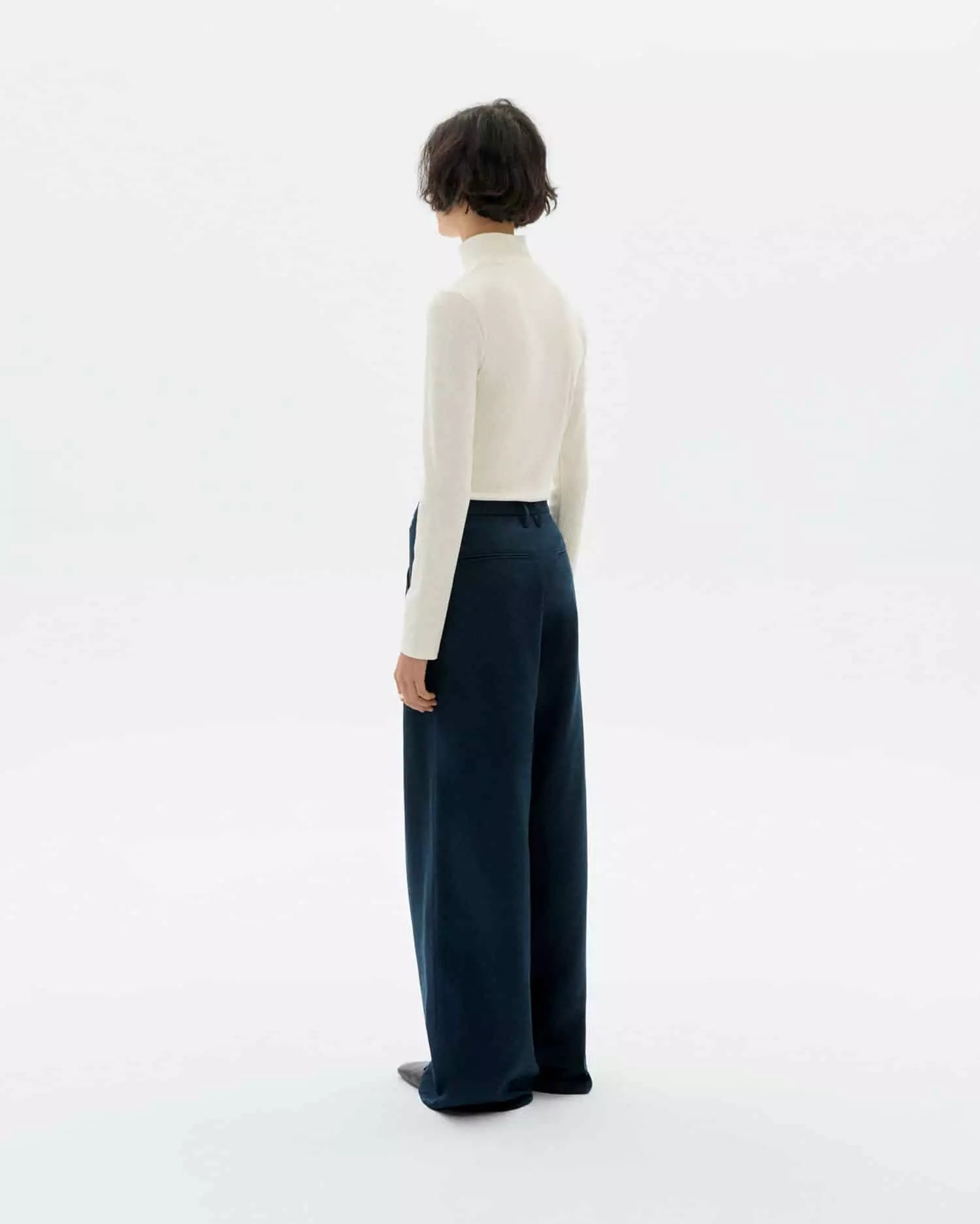 Hanf Longsleeve Modell: Aine