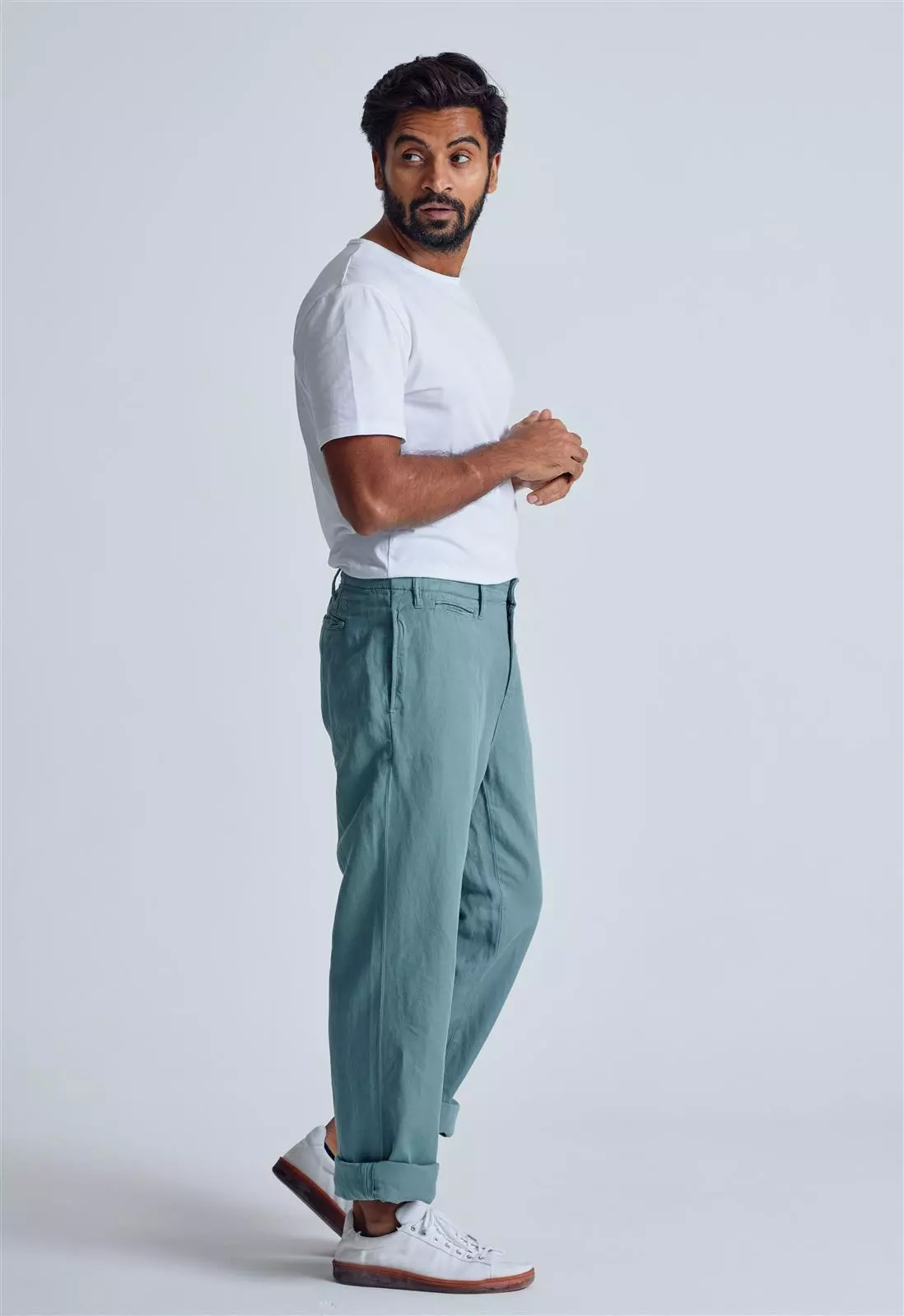 Flax and Loom Ecom photography9335.JPG Leinen Chino Relaxed Fit Modell: Bird
