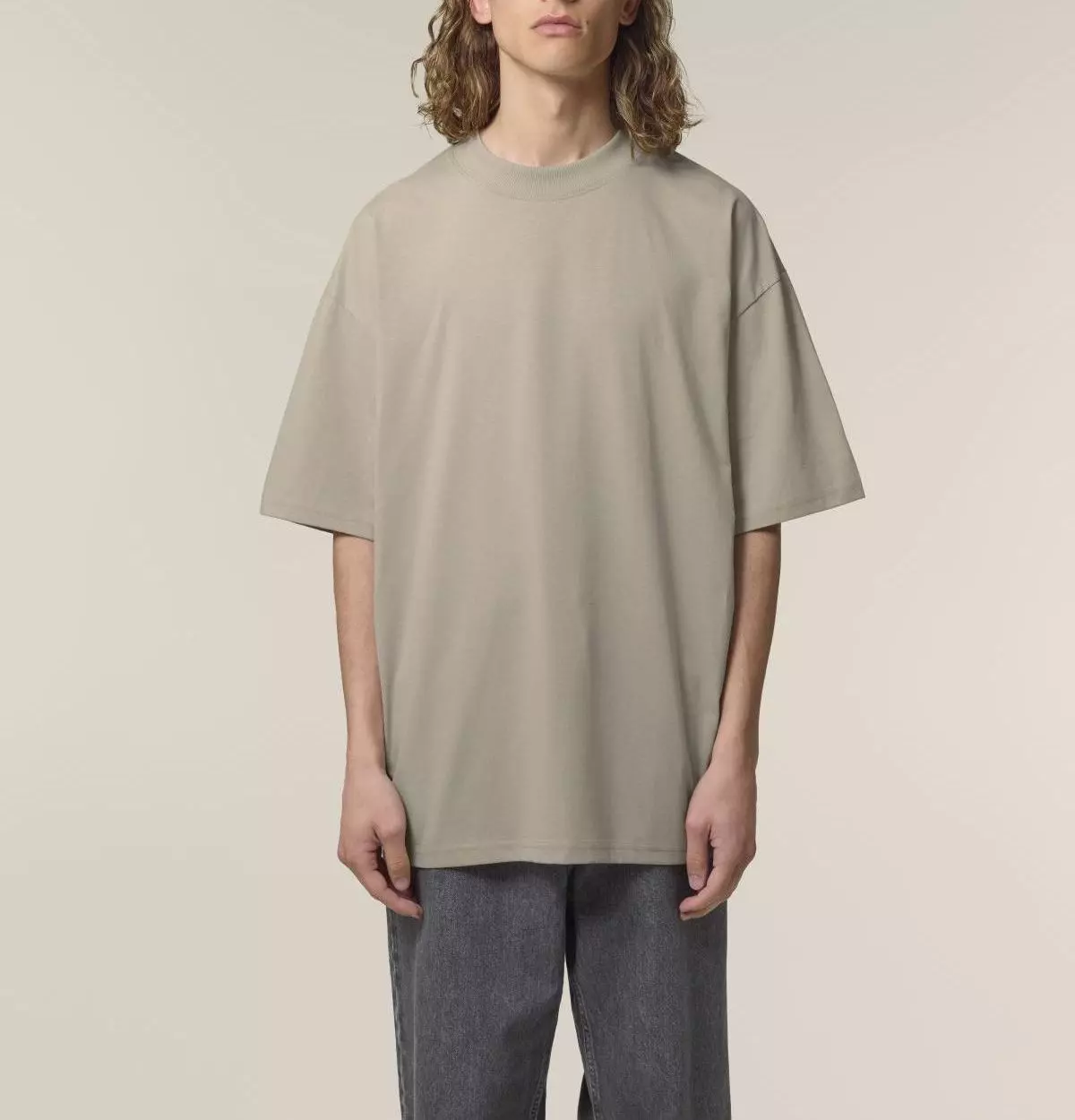 SFM1_STTU959_C358 Oversized T-Shirt Modell: Blaire