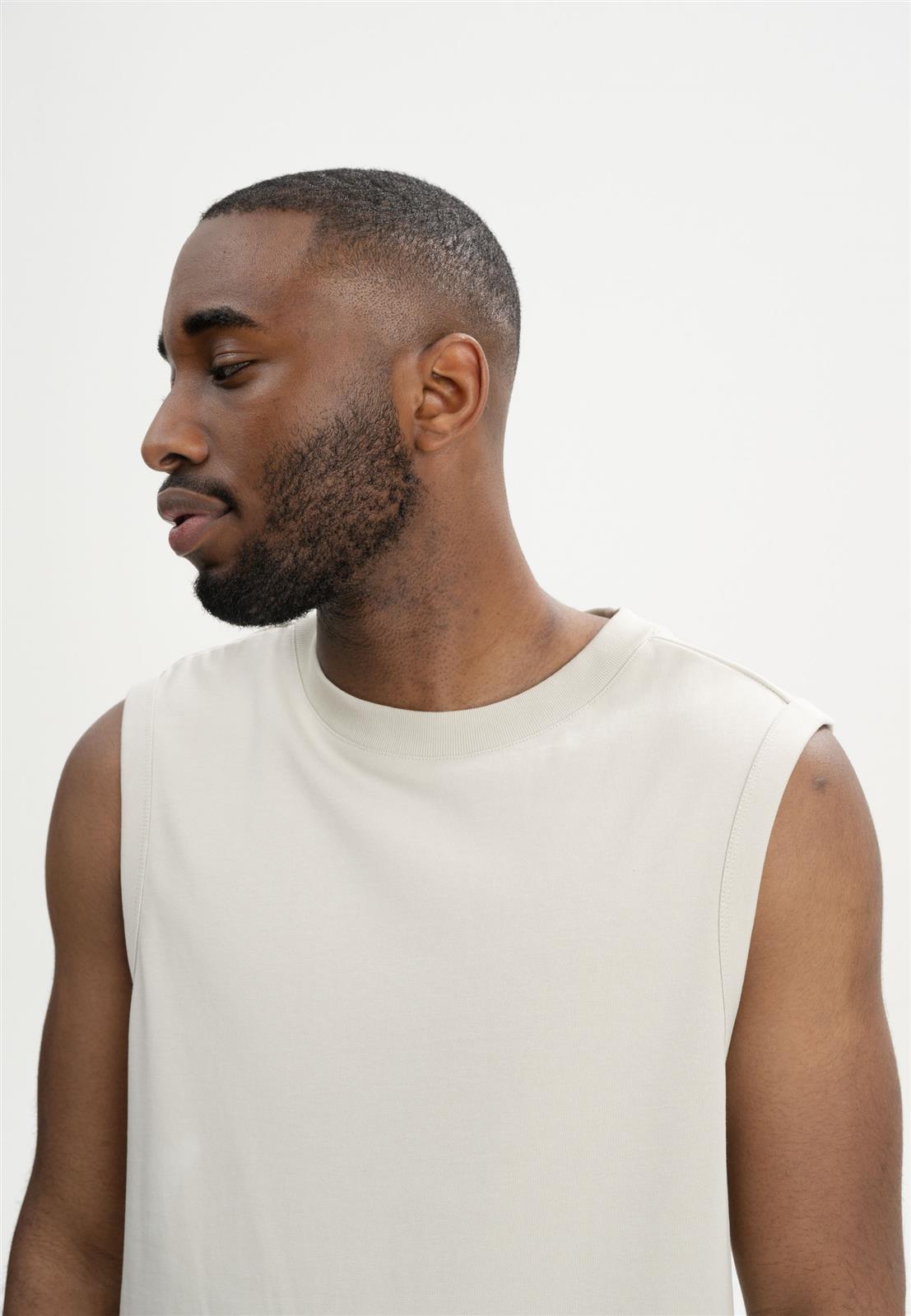 Tank Top Modell: Sujay GOTS
