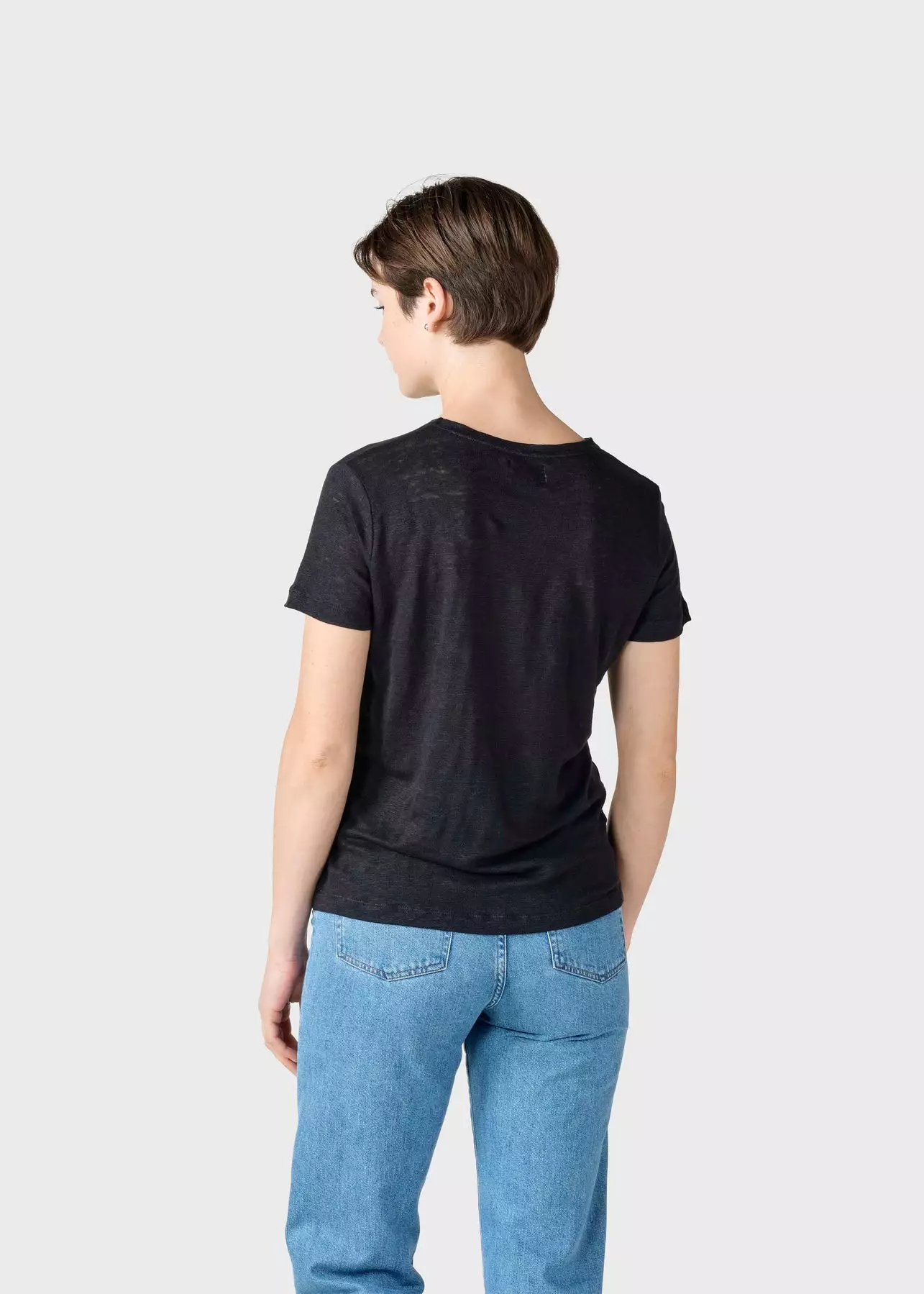 Leinen T-Shirt Modell: Rikke