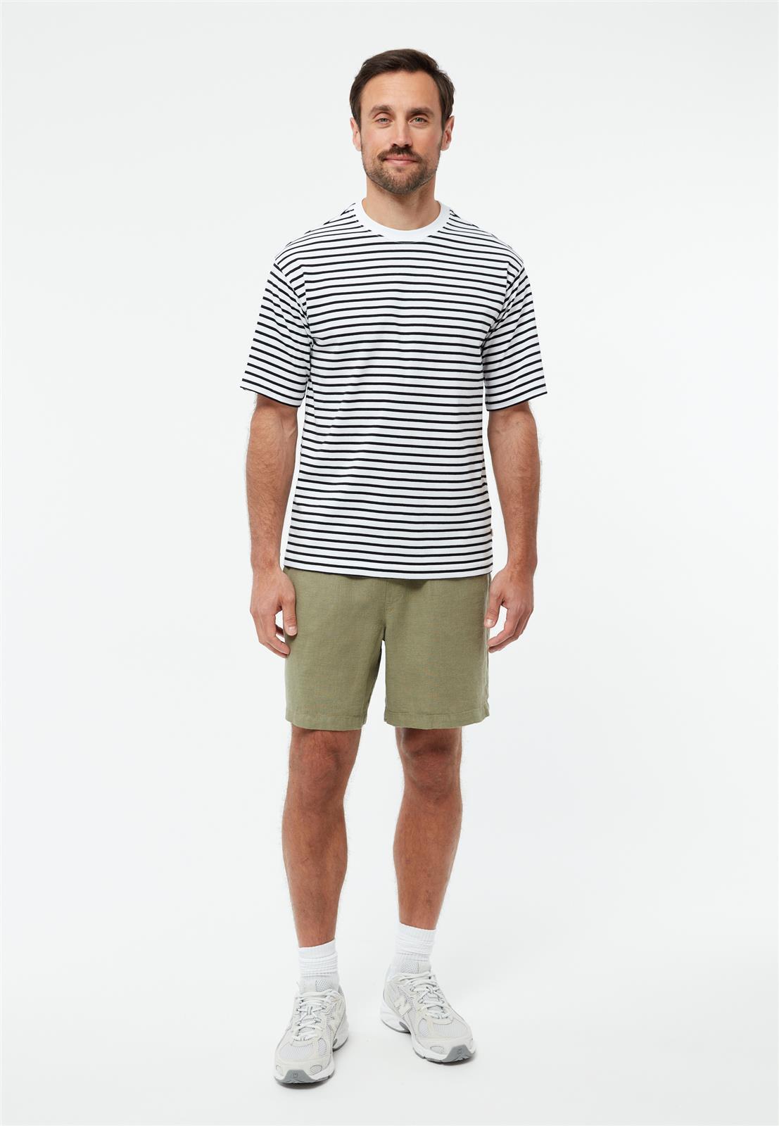 Leinen Shorts Modell: Laurin