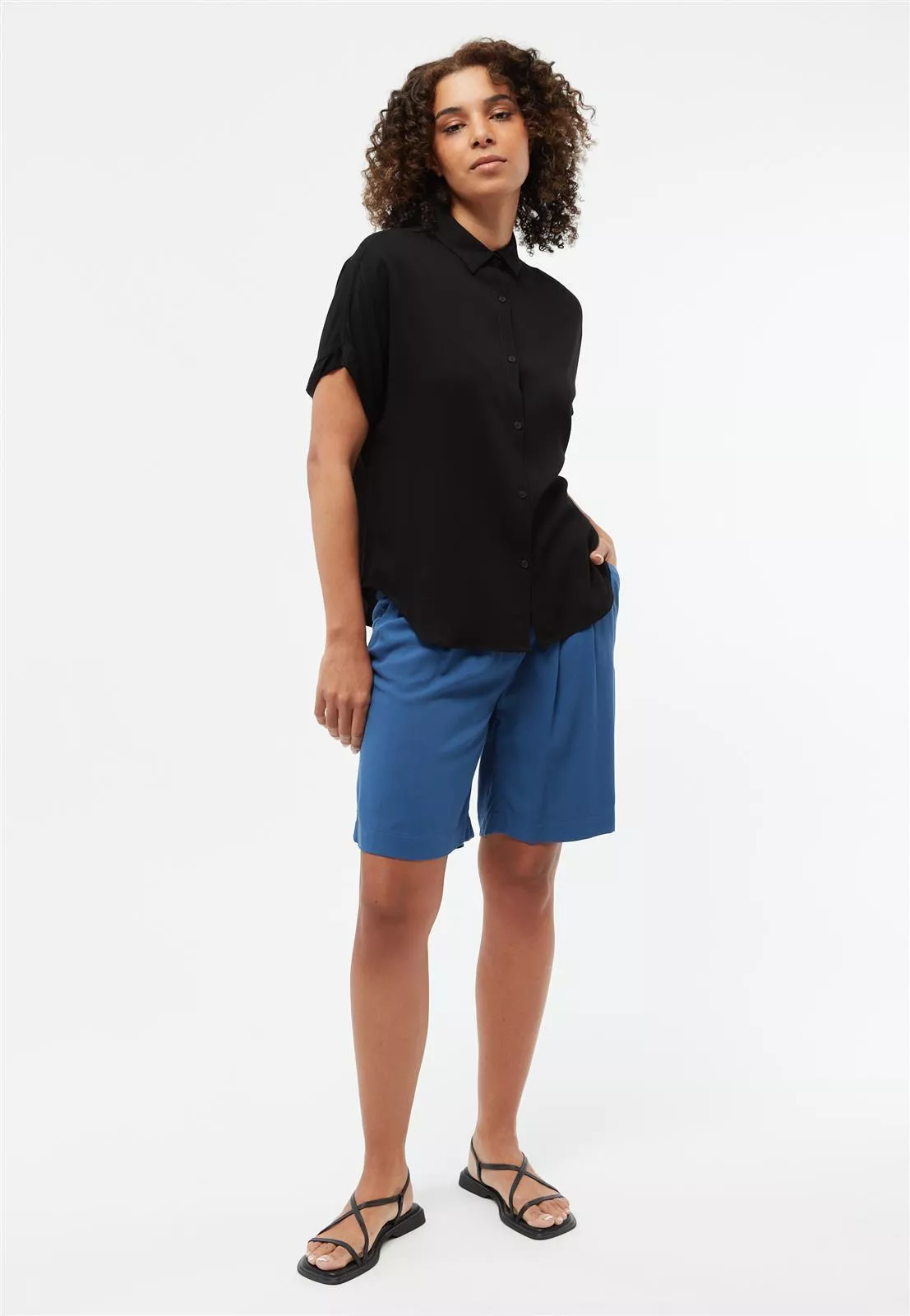 Ecovero Bluse Modell: Sarah