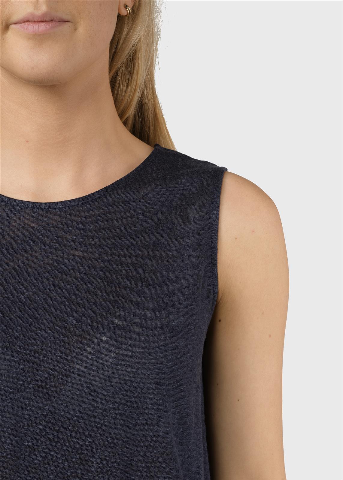 Leinen Tank Top Modell: Dee