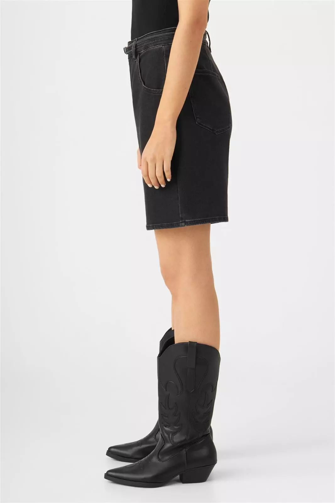 F01-0602_BLINKY_Soft_Denim_Shorts_W27_Faded_Black_303_183.jpg Jeans-Shorts Soft Denim Modell: Blinky