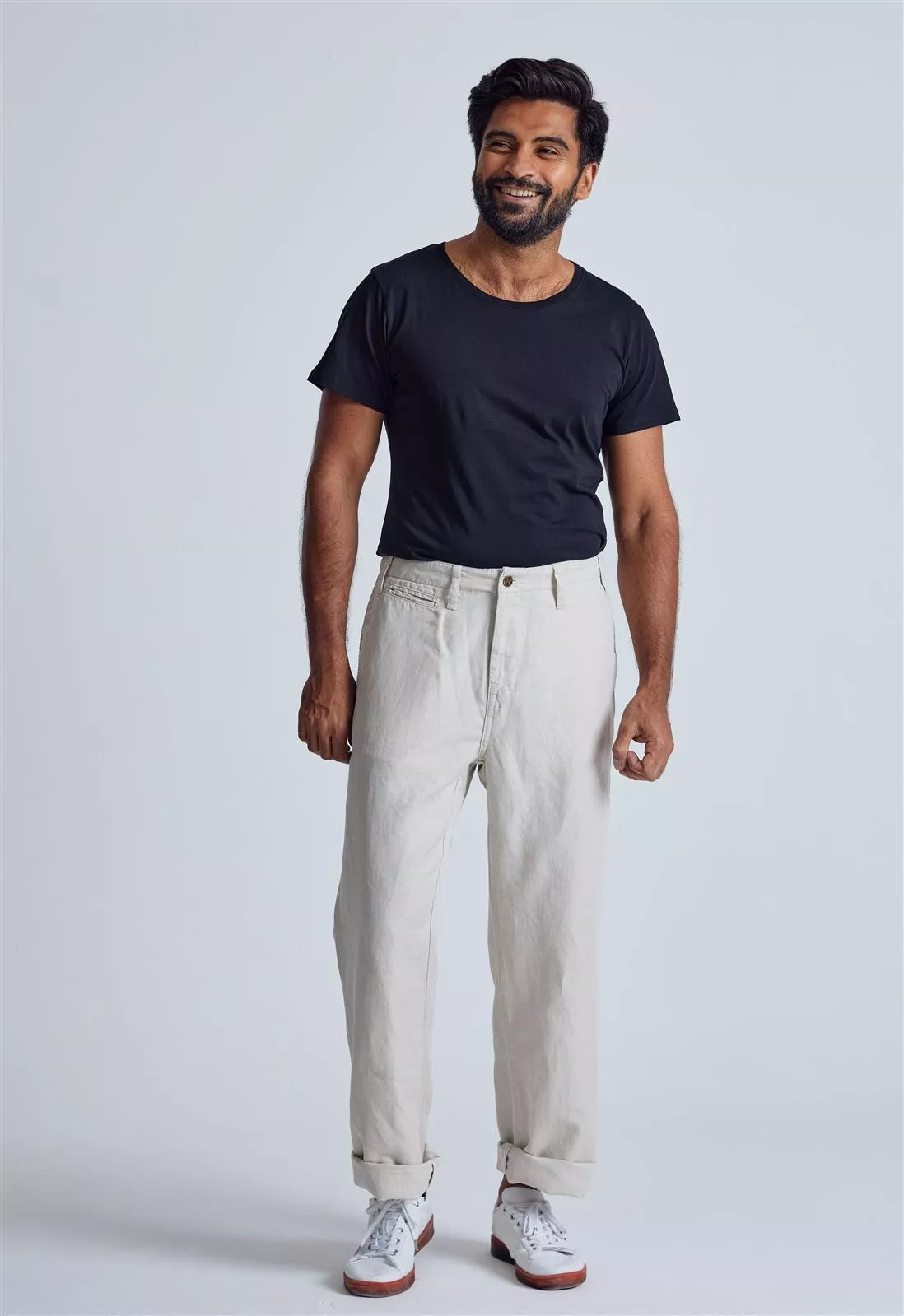 Leinen Chino Relaxed Fit Modell: Bird