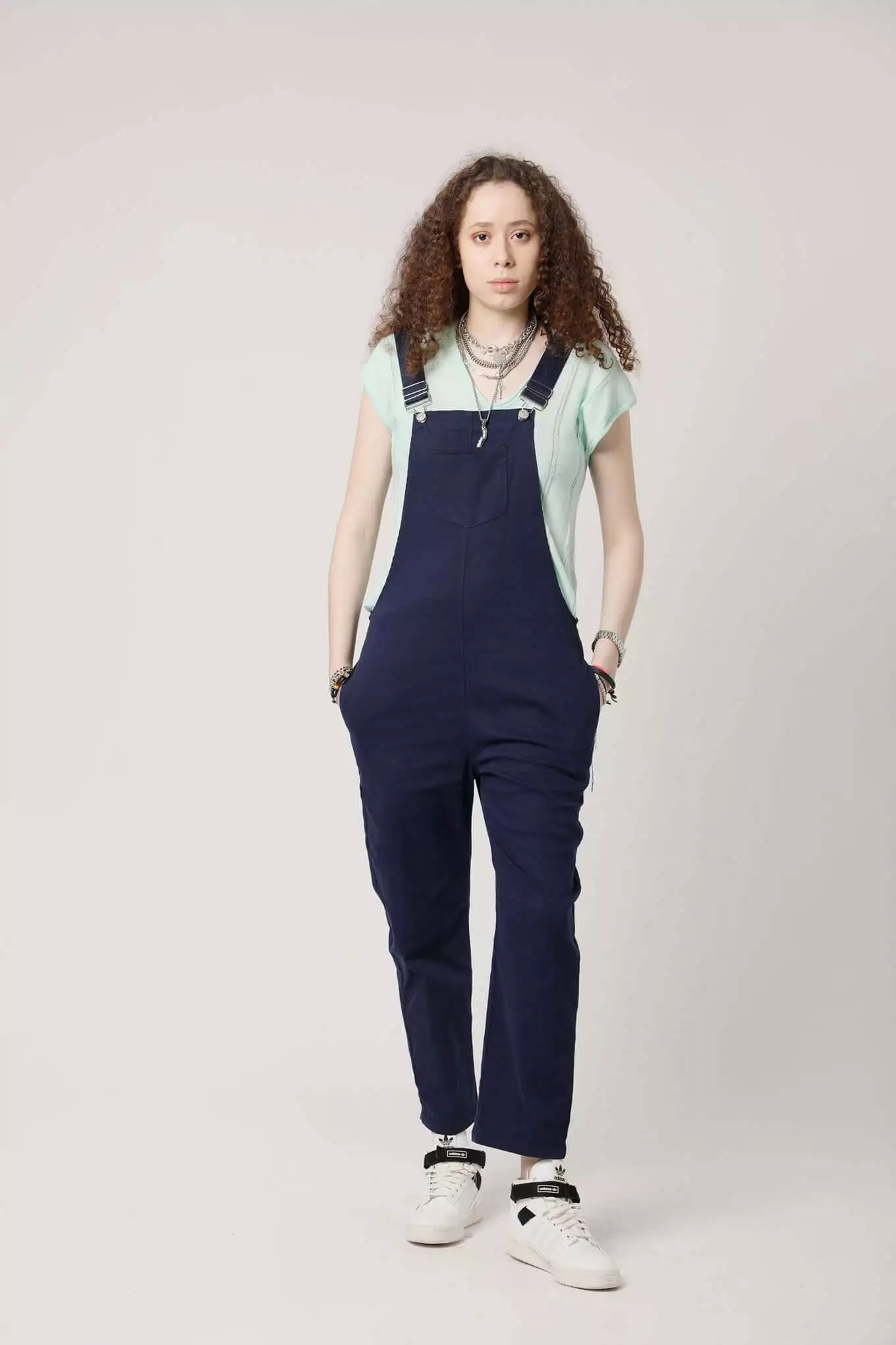 Cord-Latzhose Relaxed Fit Modell: Joy
