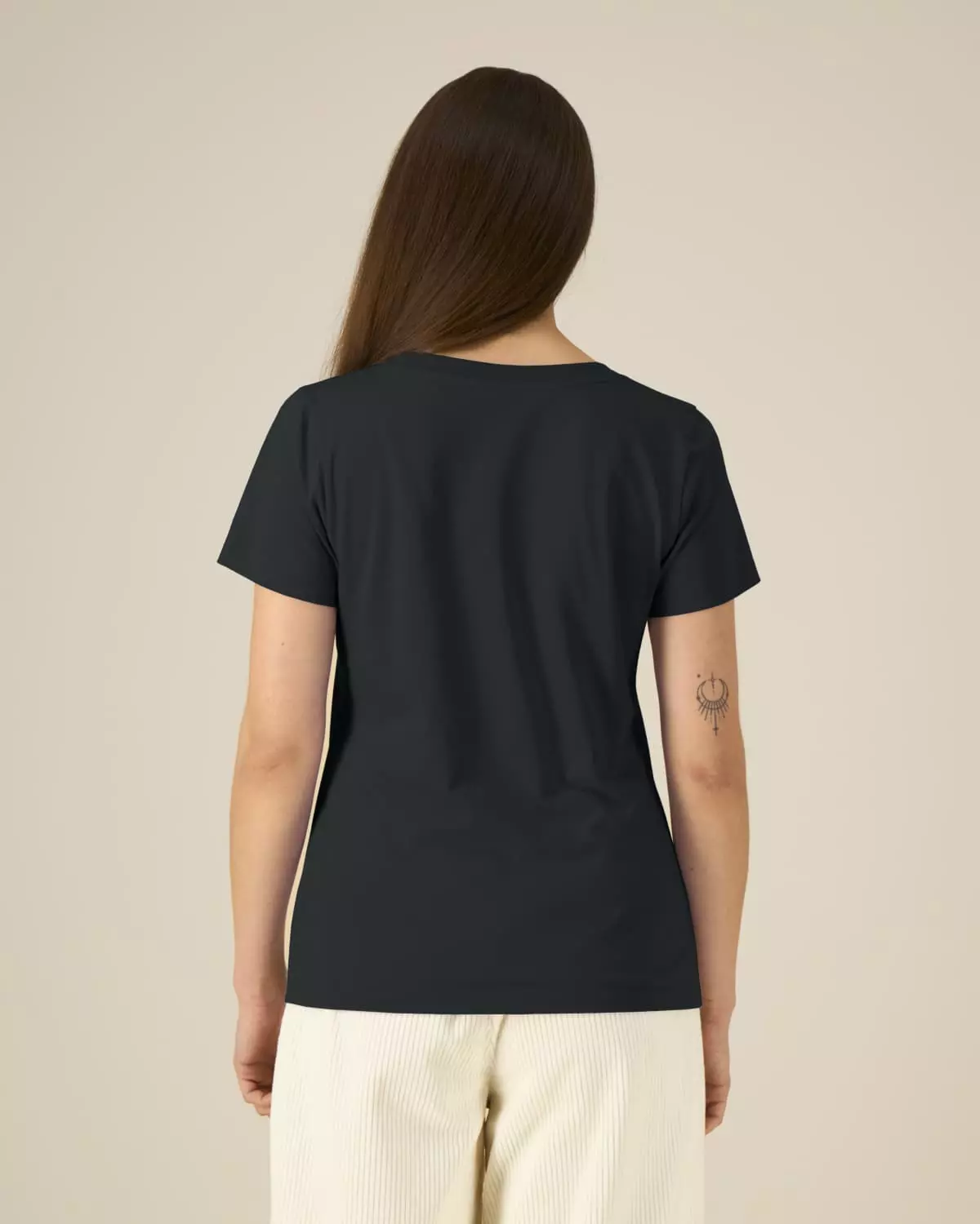 Basic T-Shirt Modell: Expressive