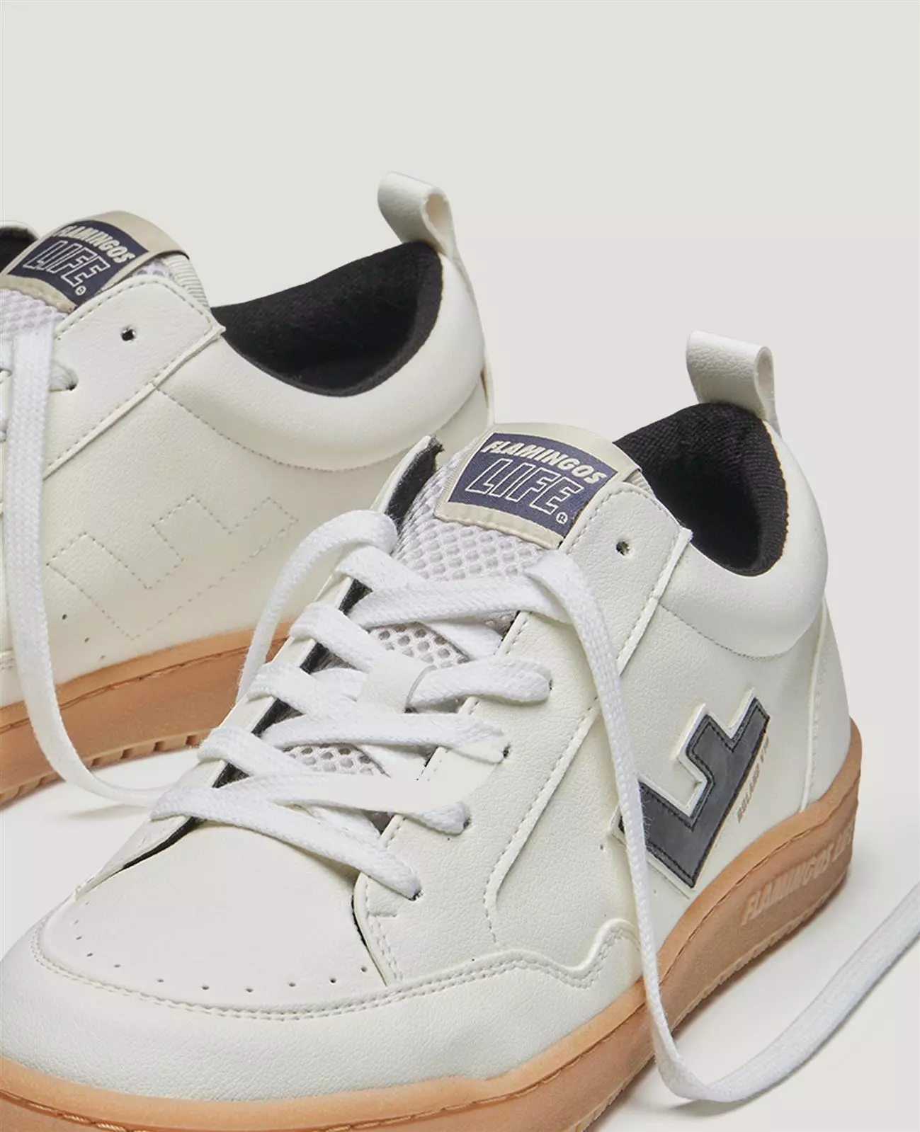 Sneaker Modell: Roland V.10
