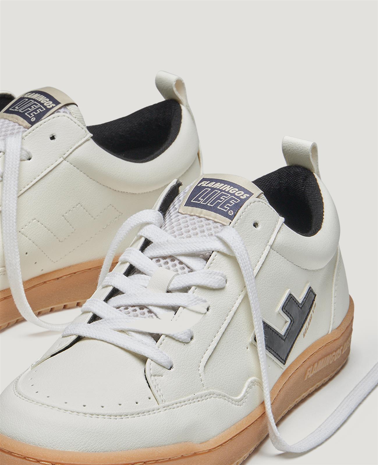 R10PEABLANAT2.jpg Sneaker Modell: Roland V.10