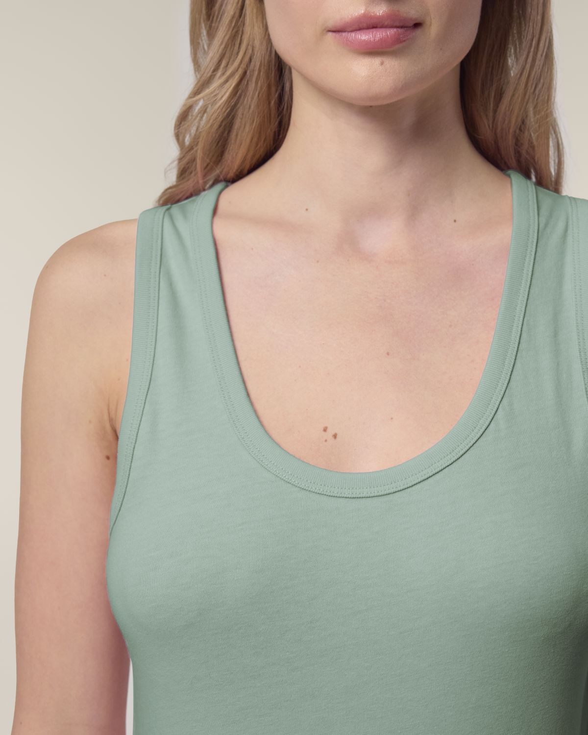 Basic Top Modell: Aval