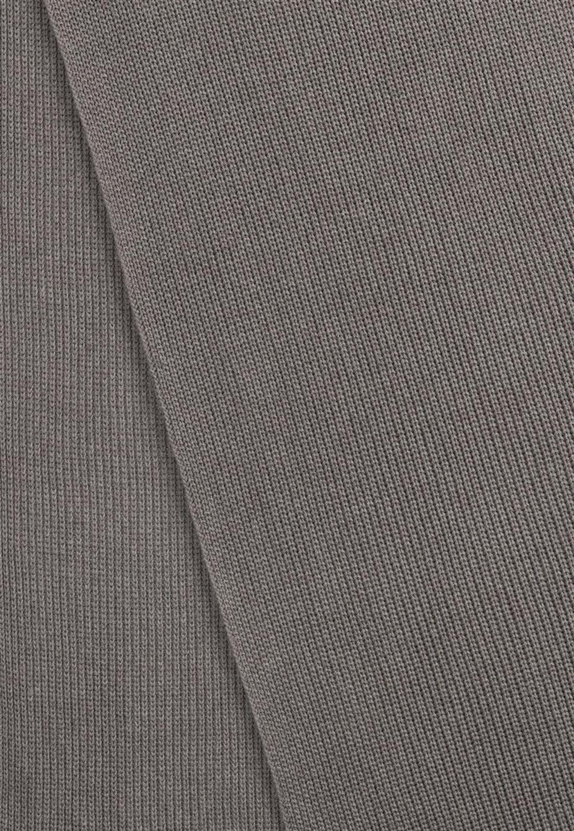 Unisex-Rib-Knit-Scarf-NAGNA_bear-blend_02.jpg Rippstrick-Schal Modell: Nagna GOTS