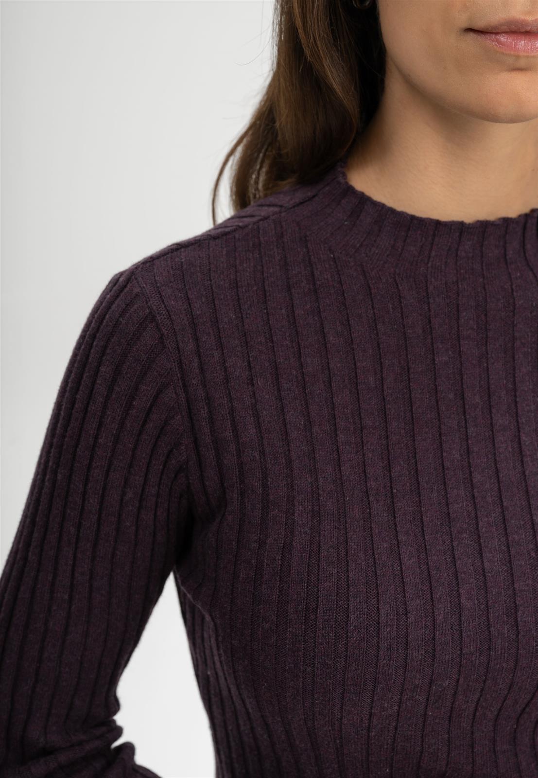 Geripptes Longsleeve Modell: Namari