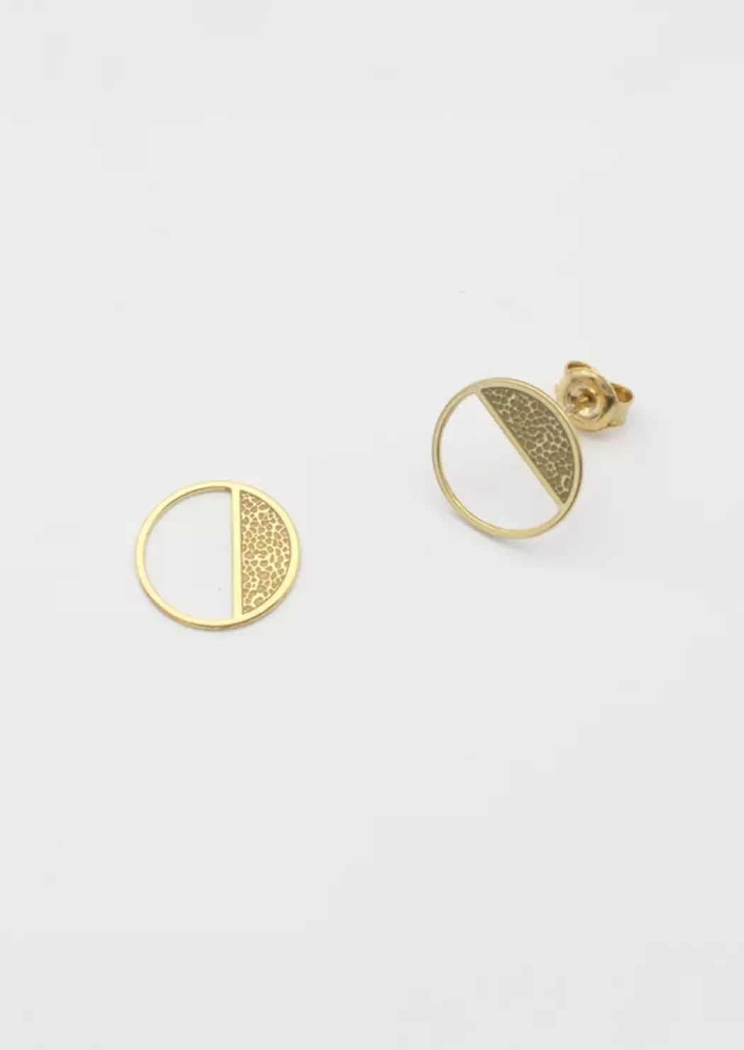 IMG_0148Kopie_608x608.jpg Stecker Half Moon