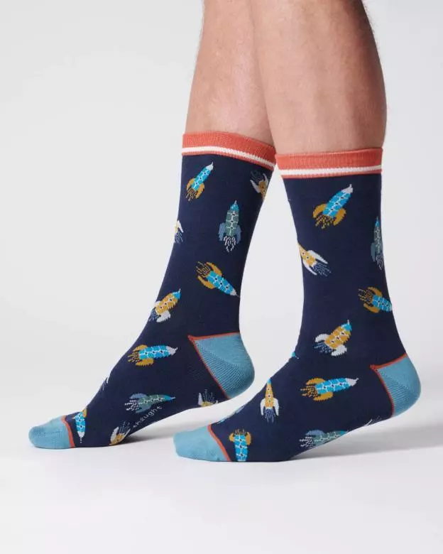 p2723273_604851_3_665dc0c872295 Socken Modell: Rocket