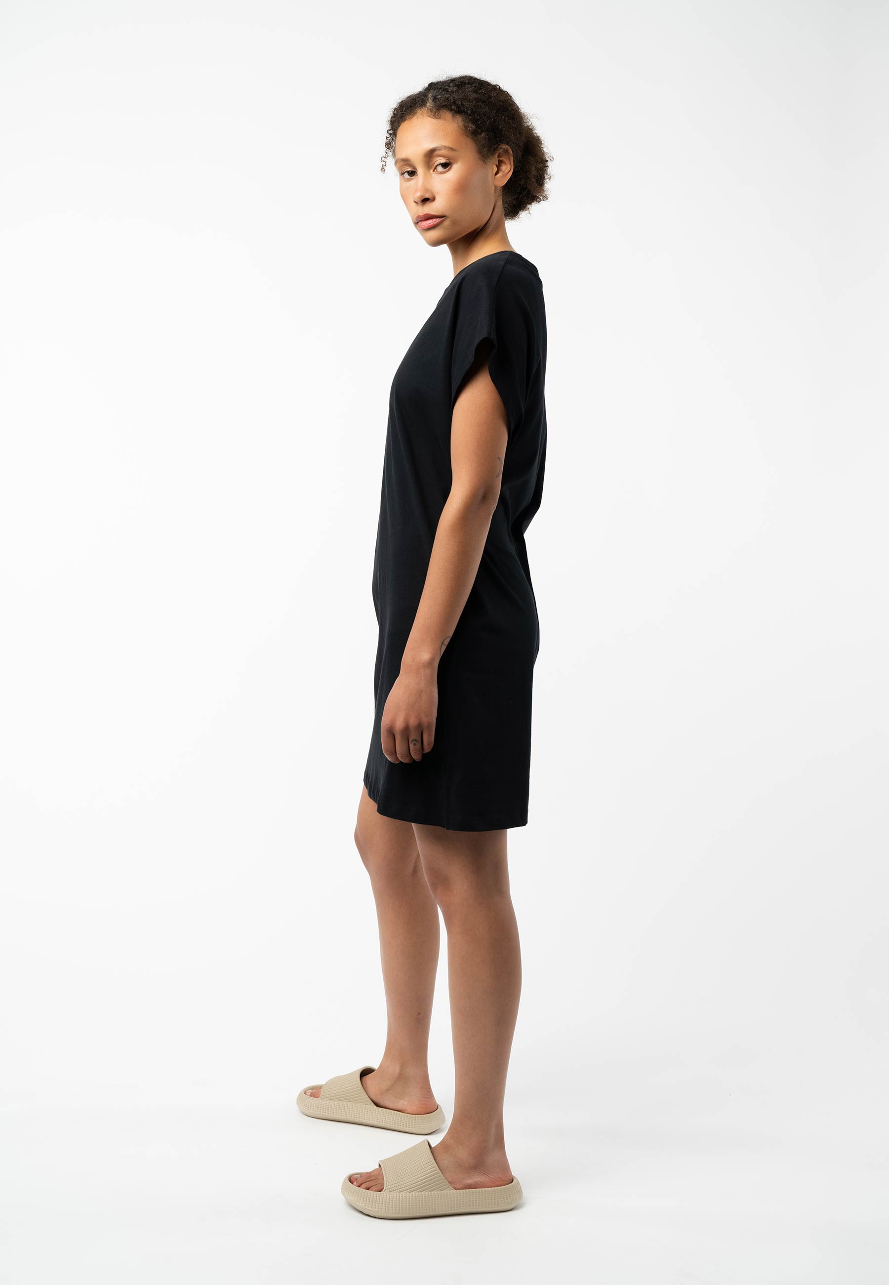 T-Shirtkleid Modell: Sunea GOTS