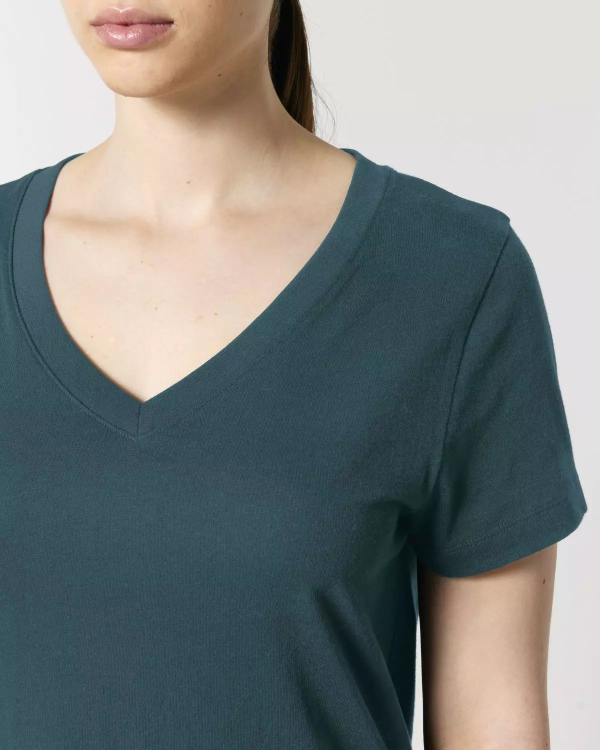 V-Neck T-Shirt Modell: Island