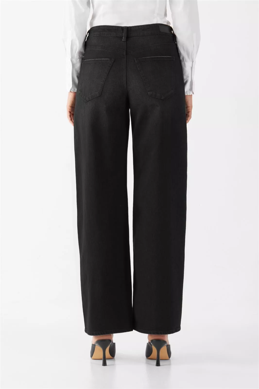 Relaxed Fit Jeanshose Modell: Ash