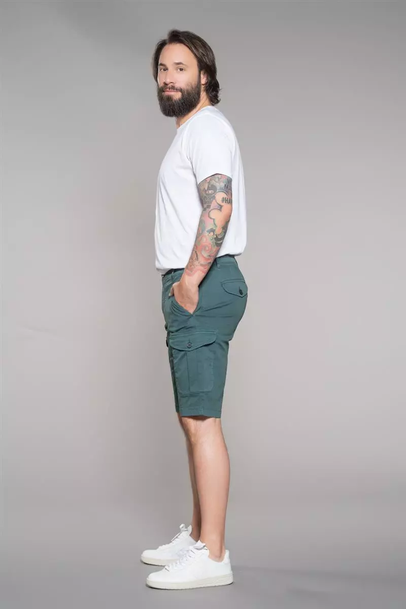 Cargo-Bermuda-Shorts Modell: La:rs