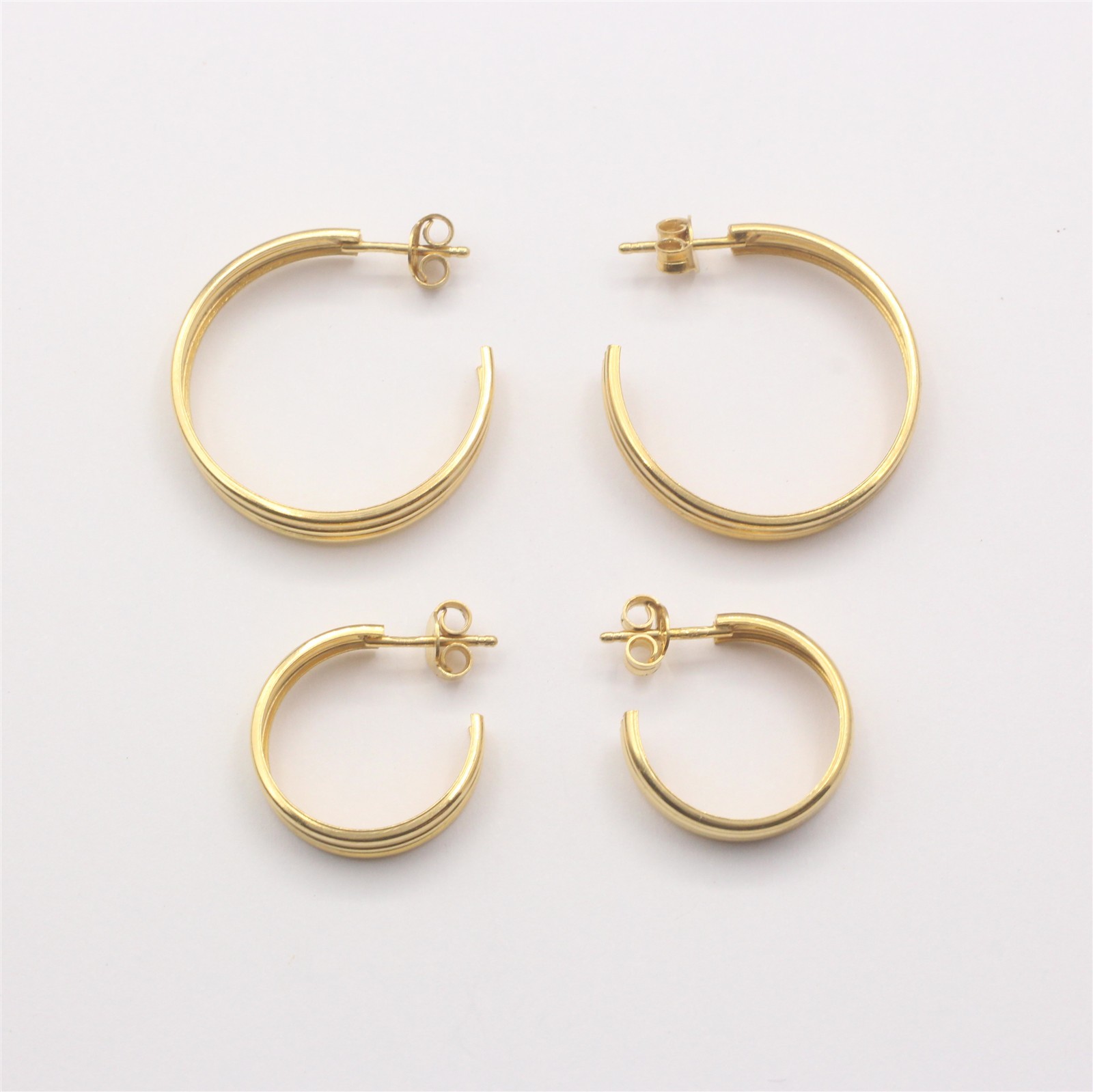 Stecker Modell: Three Lines Hoop