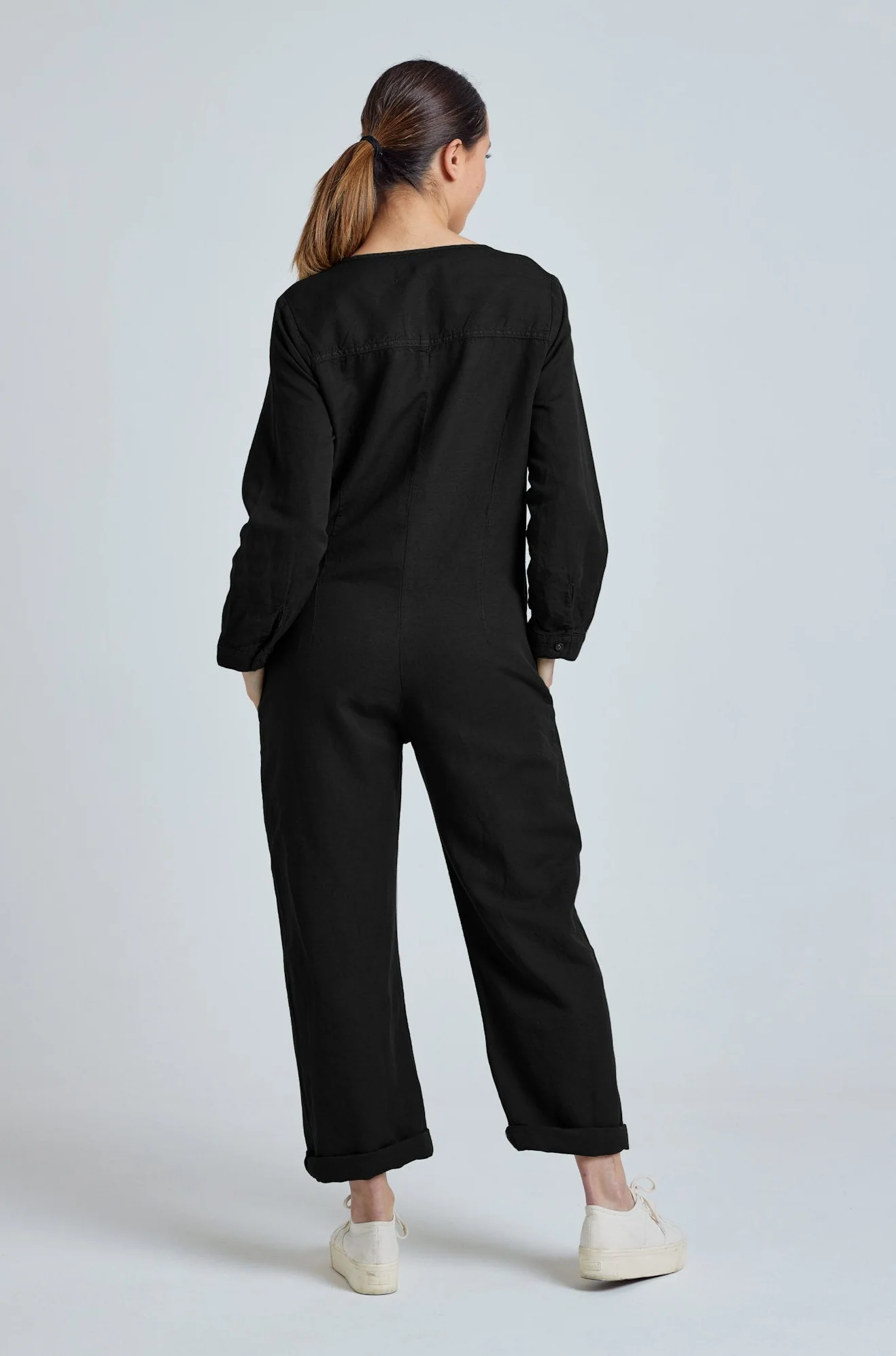 Leinen Jumpsuit Modell: Clara