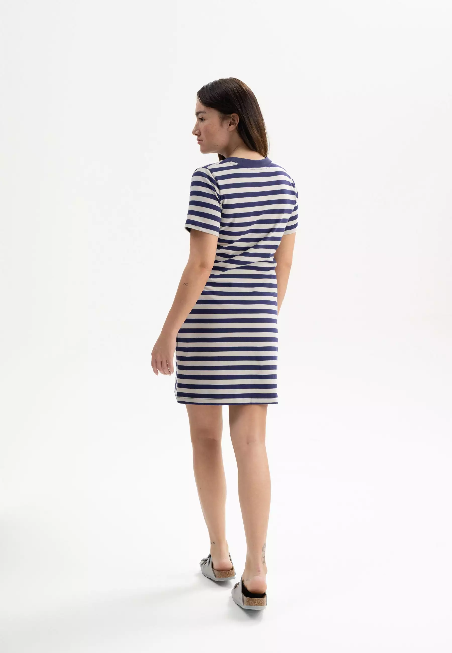 T-Shirt Kleid Modell: Shristhi GOTS T-Shirt Kleid Modell: Shristhi GOTS