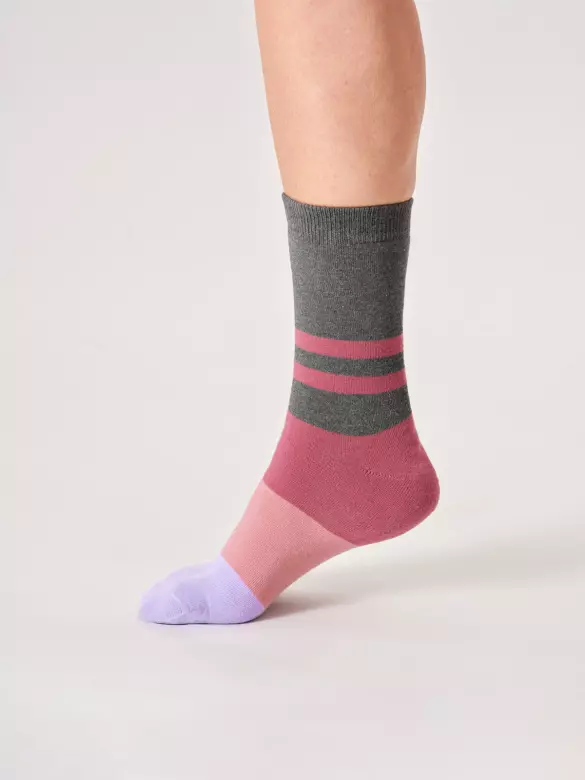 p2820019_943442_1_6749cfafc0db2 Socken Modell: Colour Block