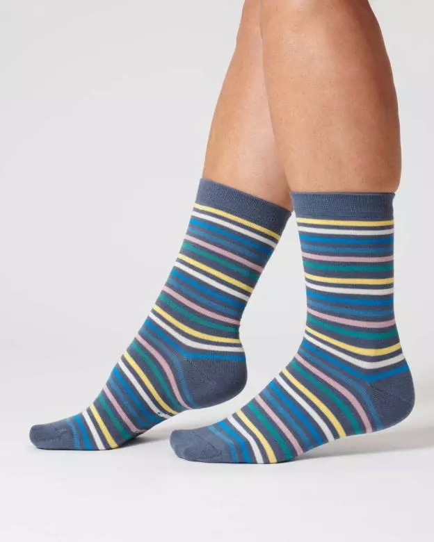 p2723246_485187_3_665ef16e84ad0 Socken Modell: Multi Stripe
