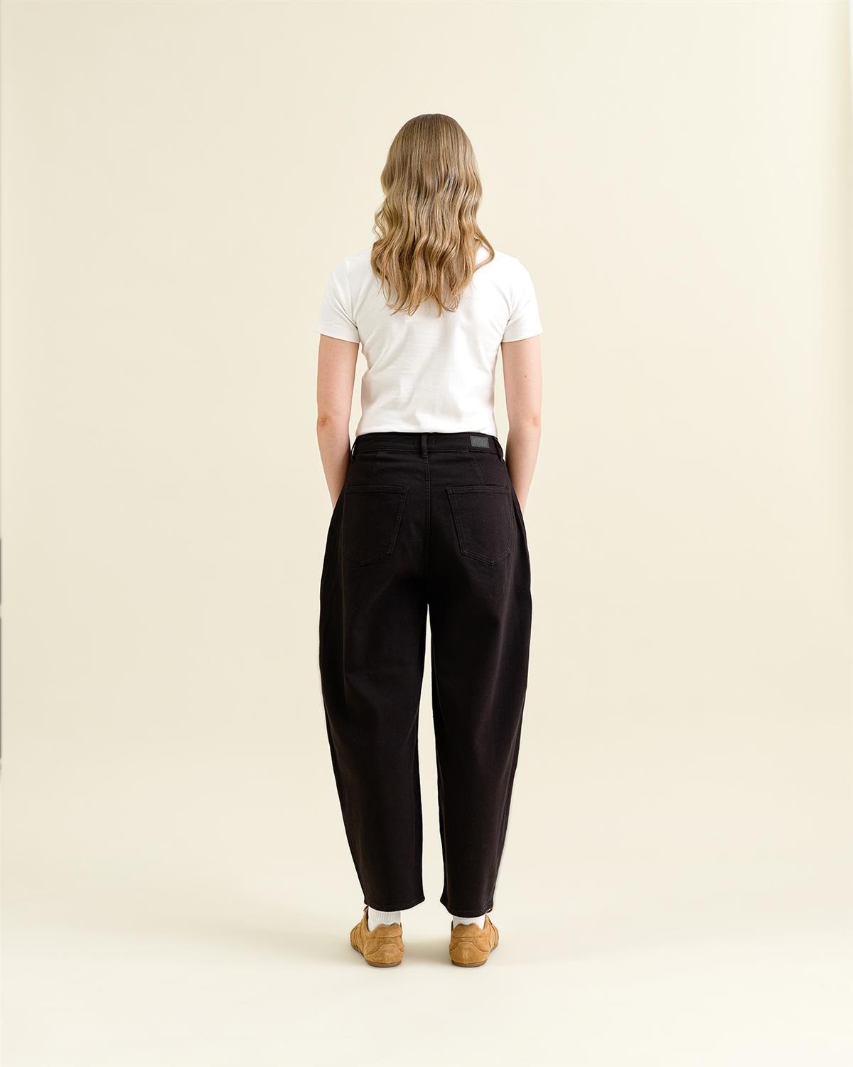 Wide Barrel Leg Jeans Modell: Moondust
