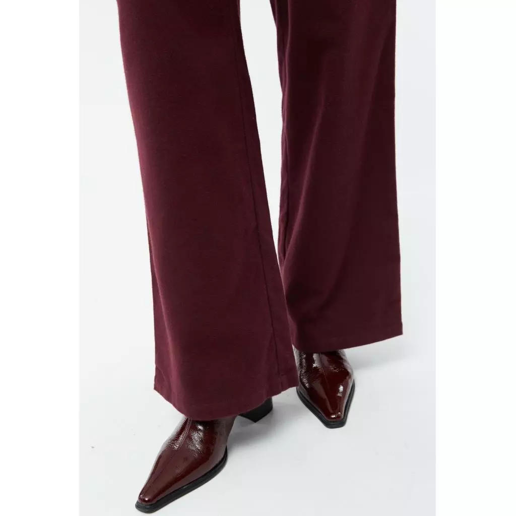 Wide Leg Hose Modell: Beatrice