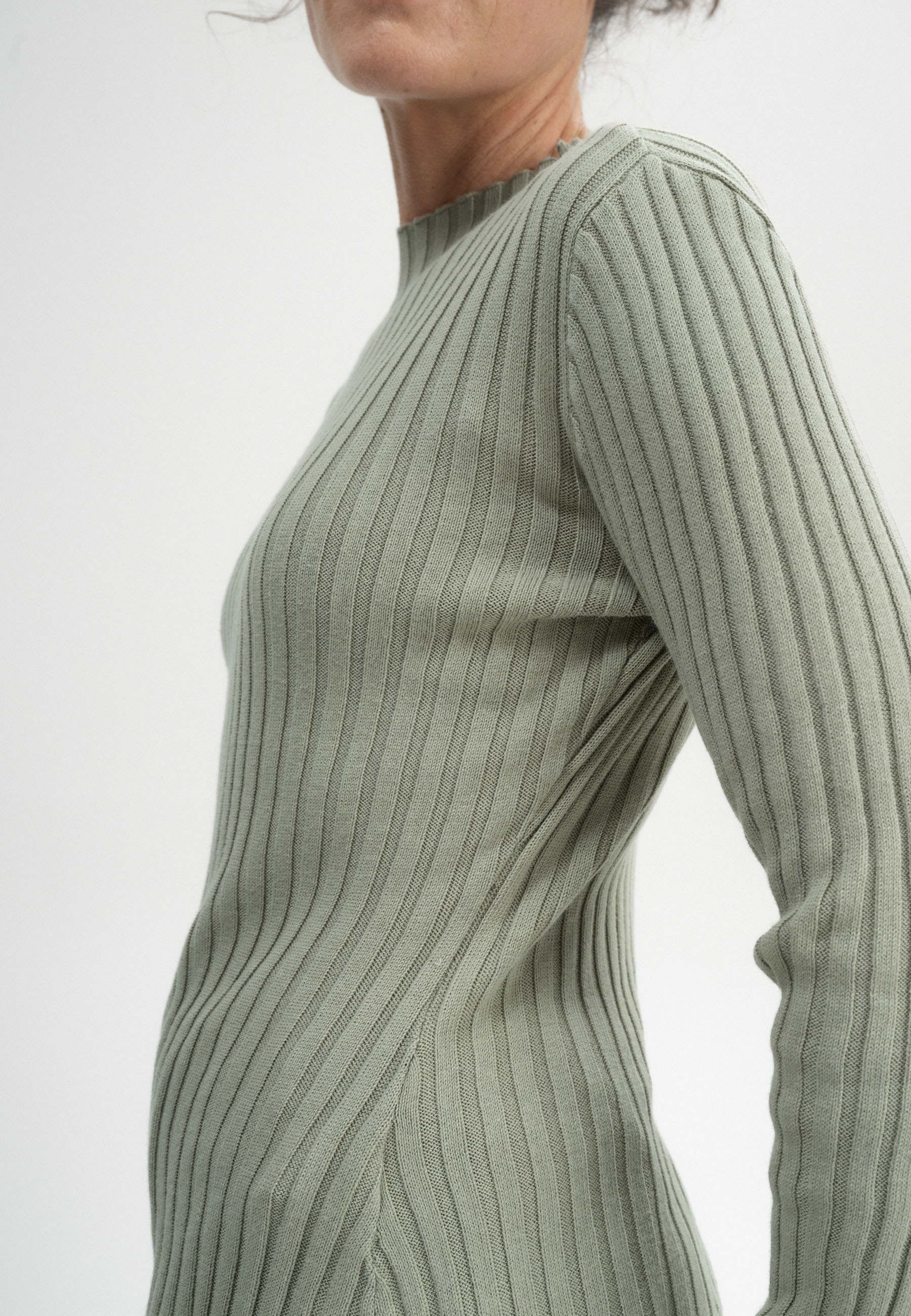 Geripptes Longsleeve Modell: Namari