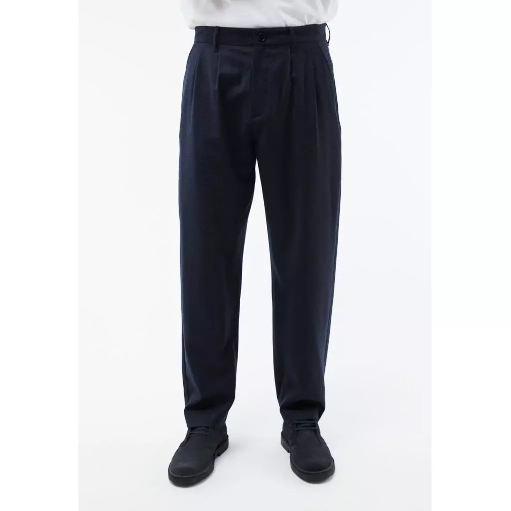 Wollhose Modell: Lorenz