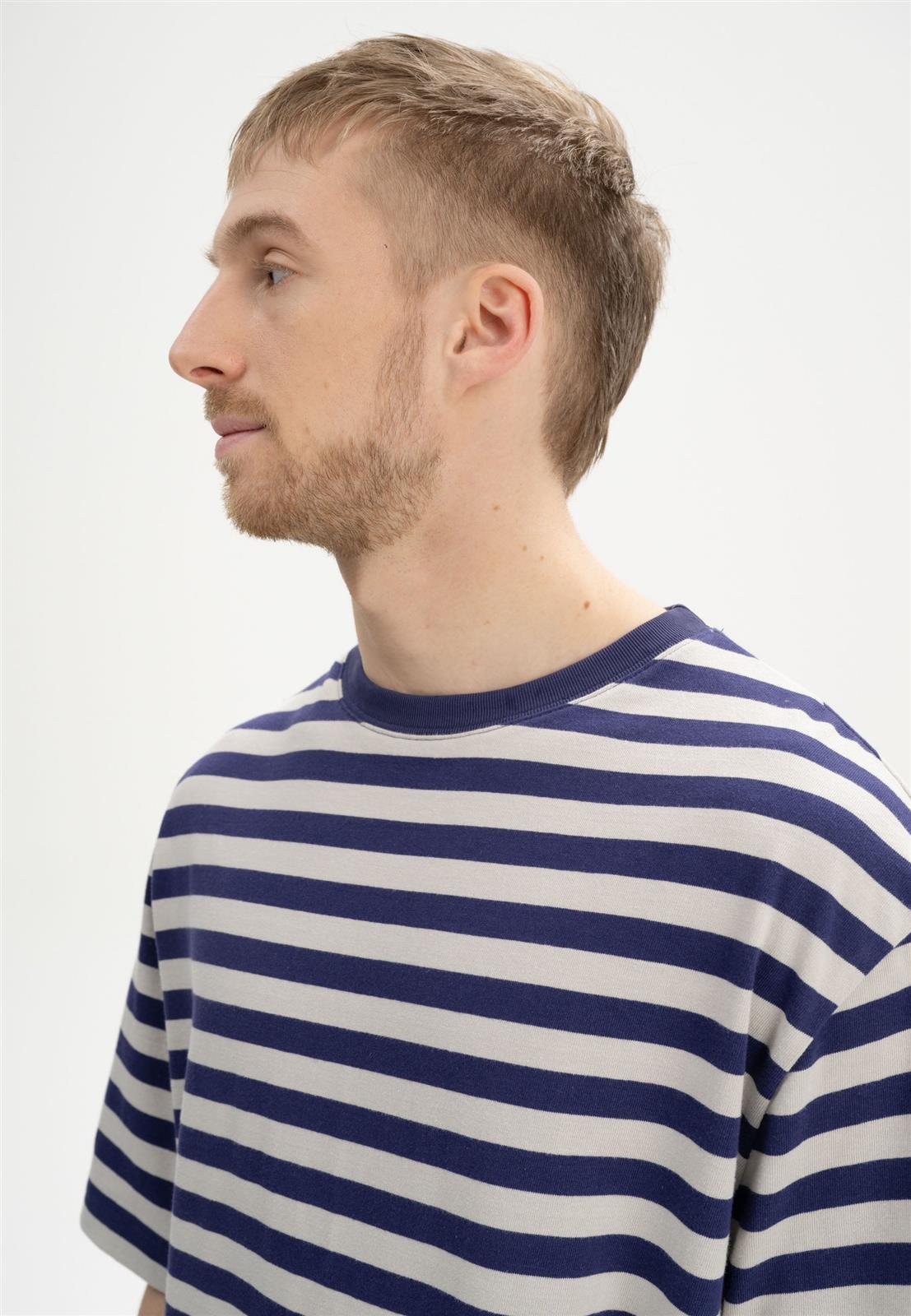 Gestreiftes Oversized T-Shirt Modell: Bhajan GOTS