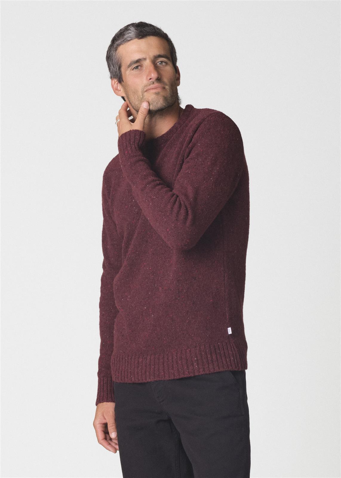 Melierter Woll-Strickpullover Modell: Aage