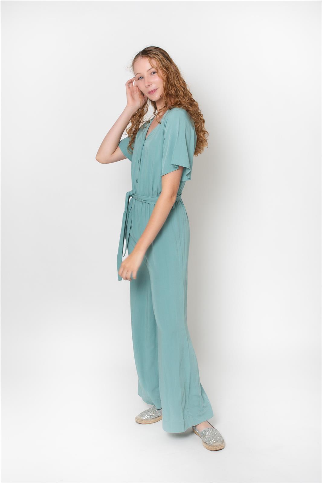 Ecovero Jumpsuit Modell: Thea
