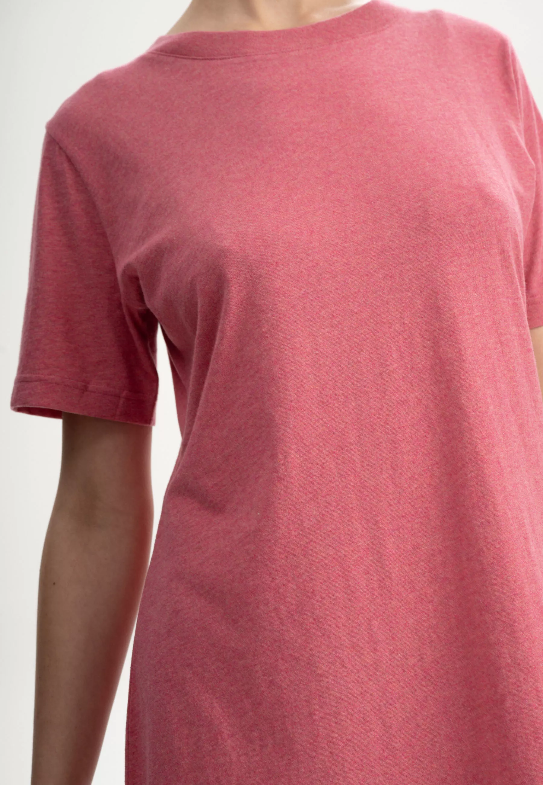 T-Shirtkleid Modell: Darsha