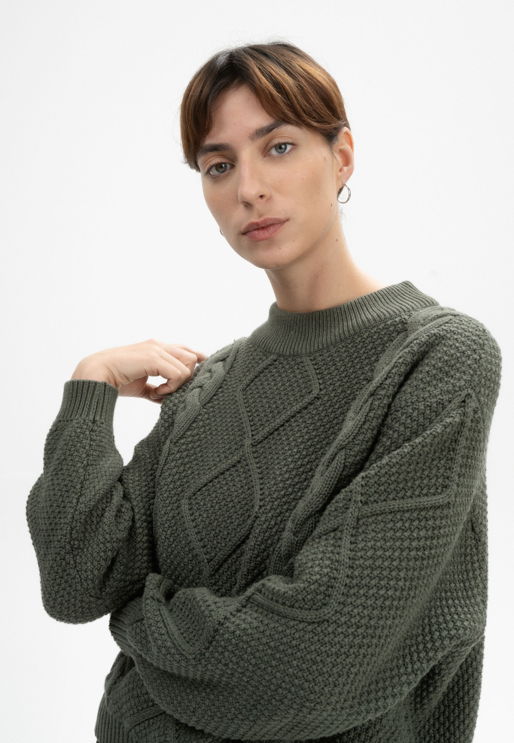Zopfmuster Pullover Modell: Samaira