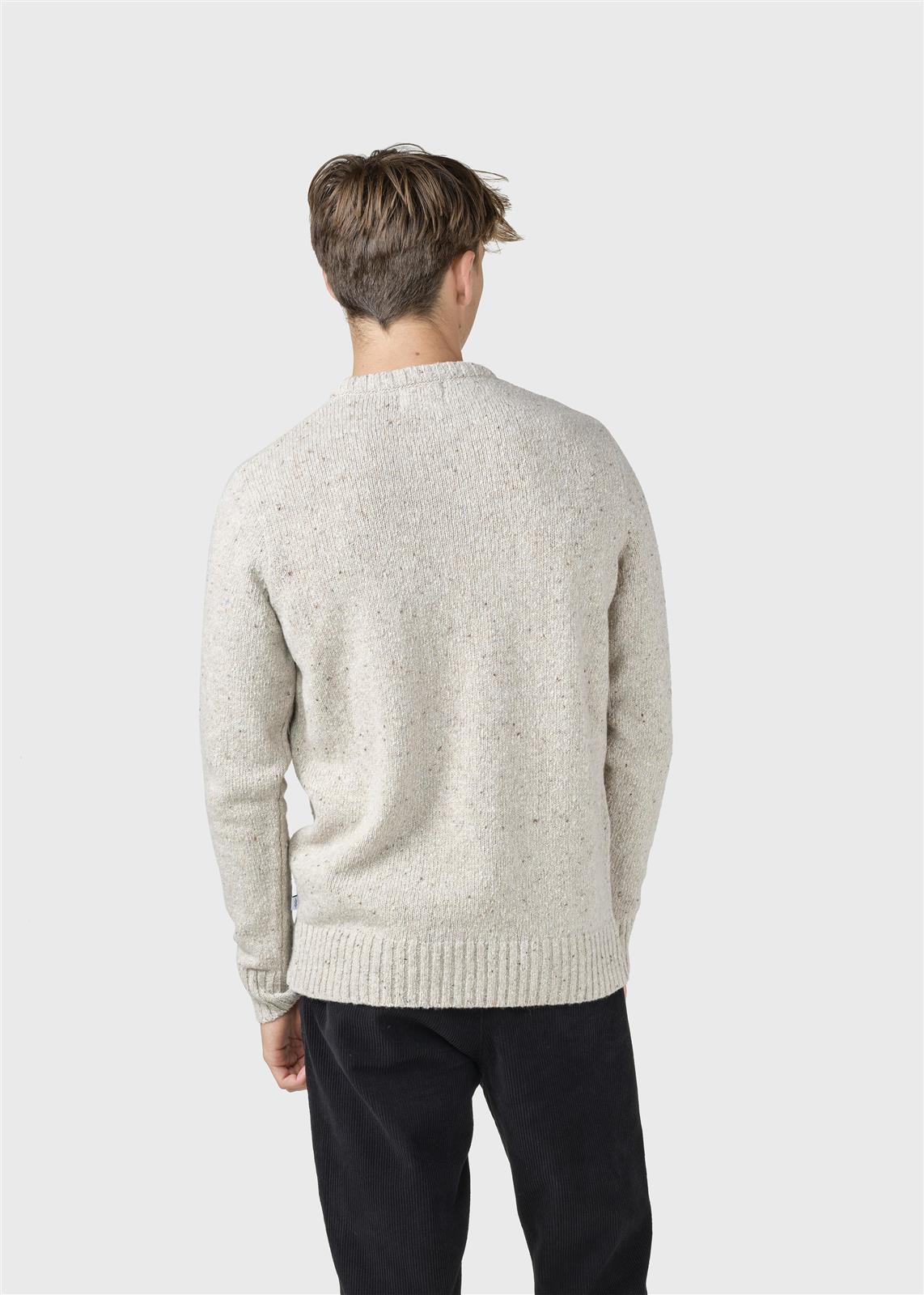 Melierter Woll-Strickpullover Modell: Aage