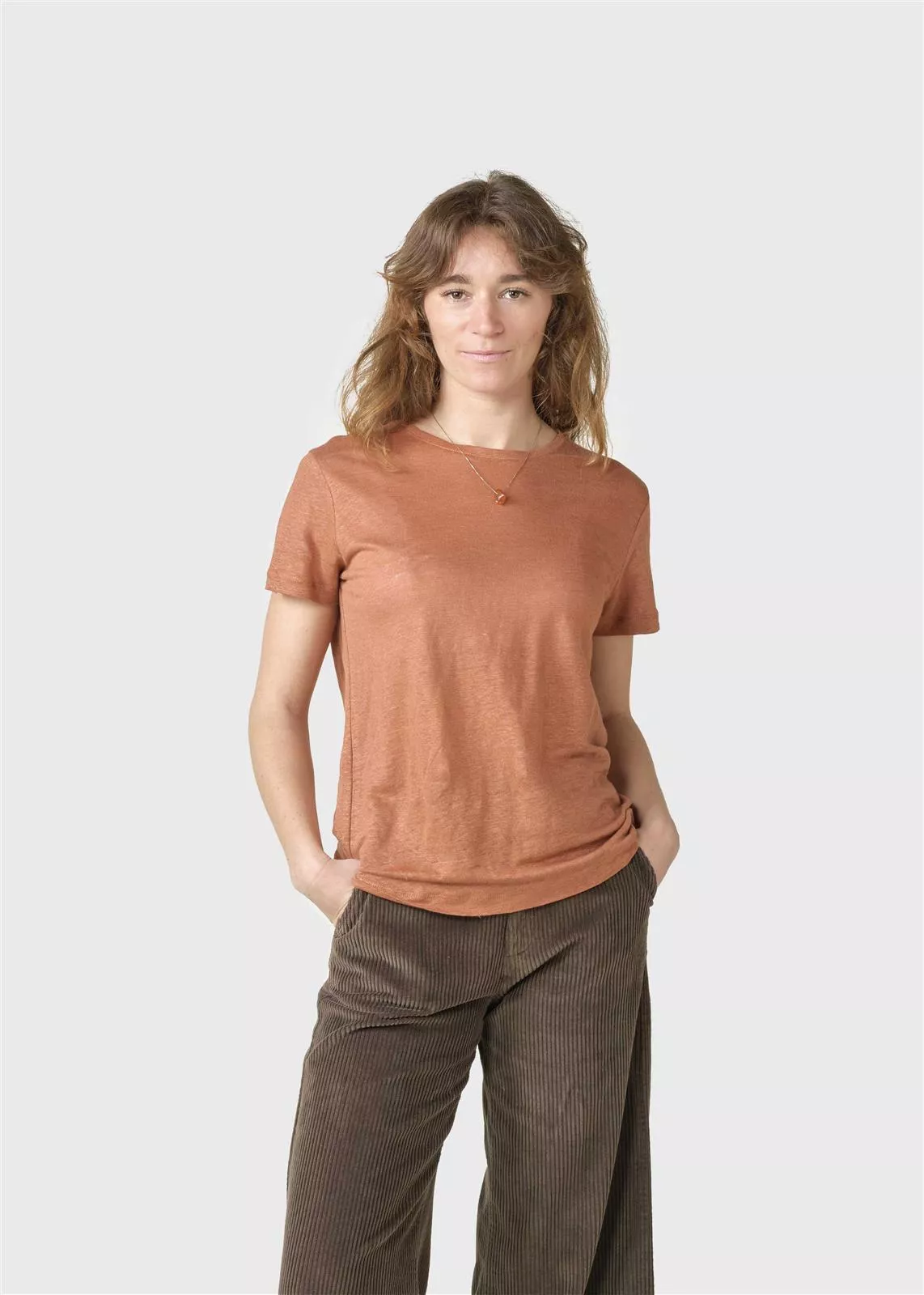 Leinen T-Shirt Modell: Rikke