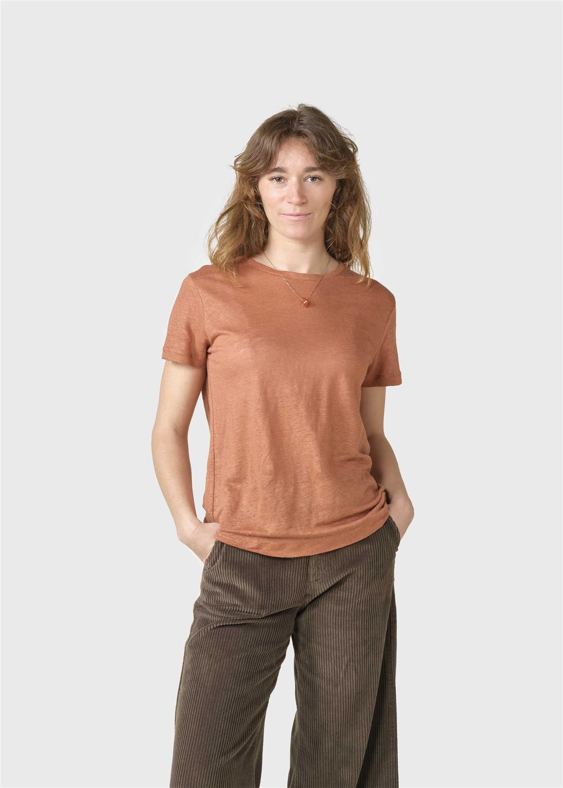 Leinen T-Shirt Modell: Rikke