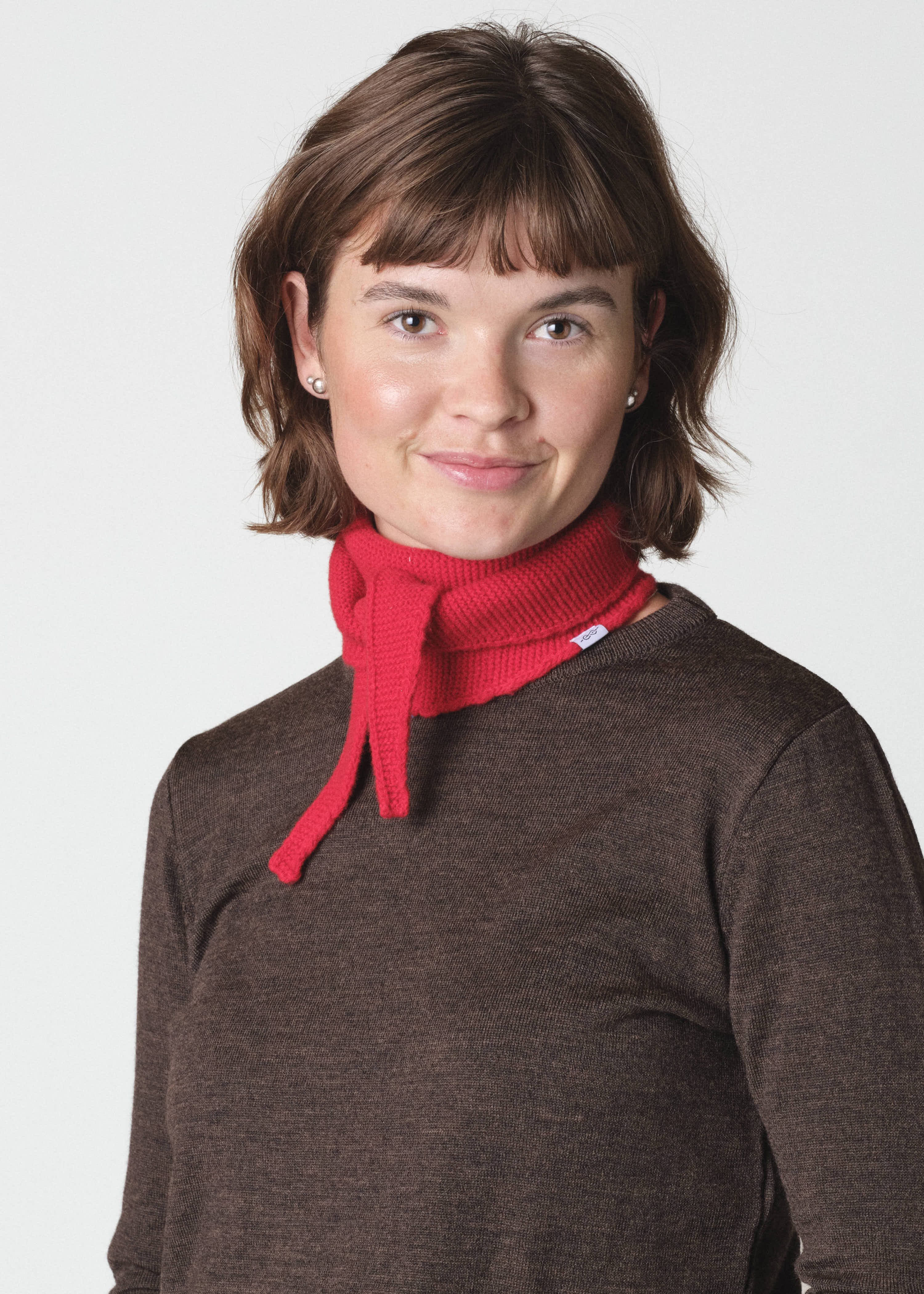Schmaler Strickschal aus Merinowolle Modell: Violet