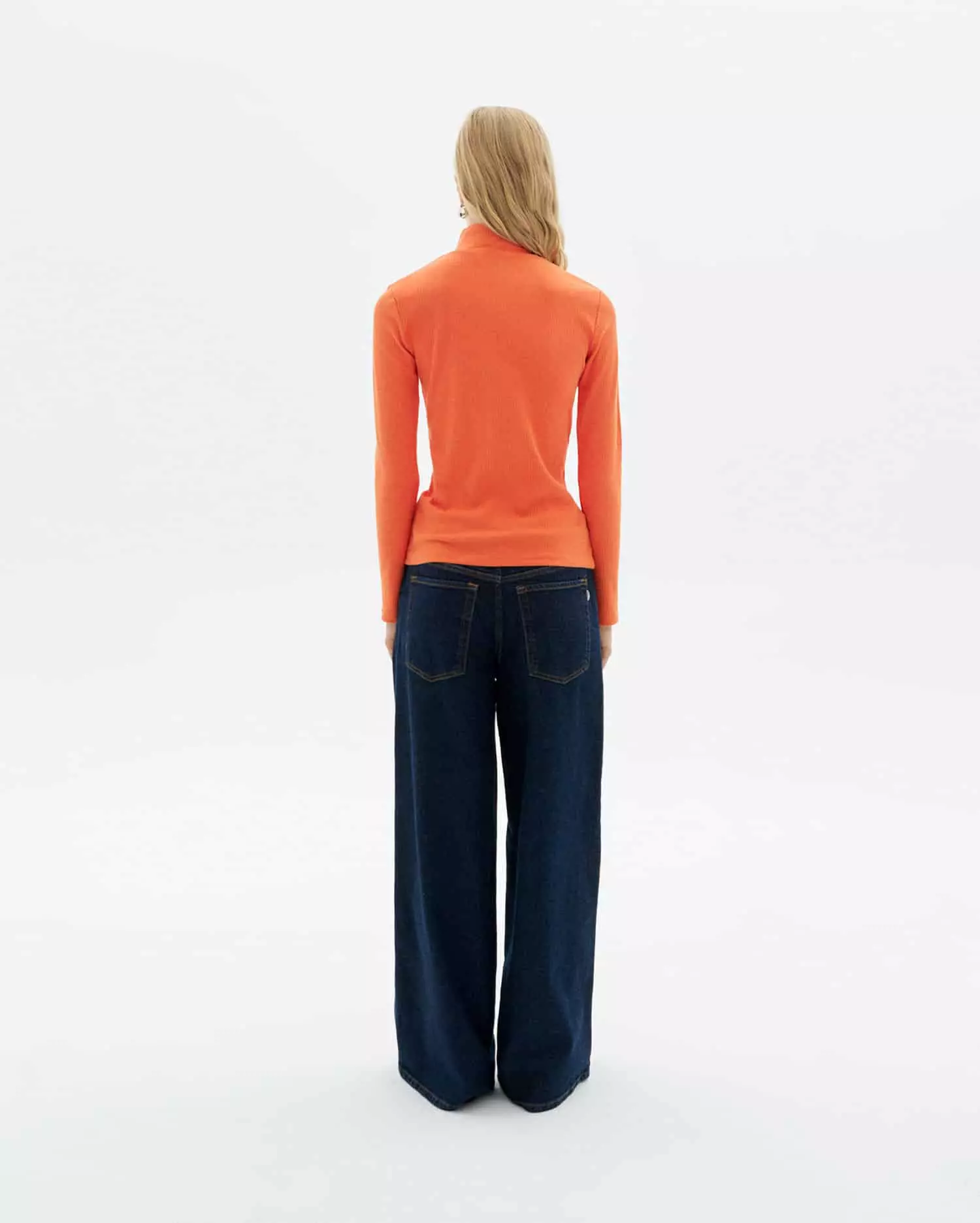 Hanf Longsleeve Modell: Aine