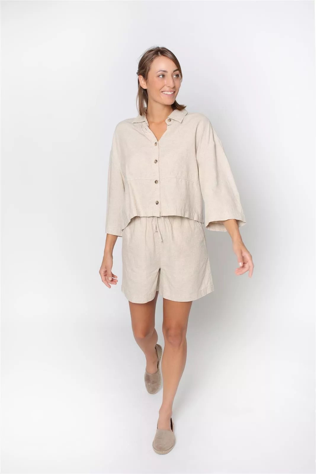 Leinen Short Modell: Lina