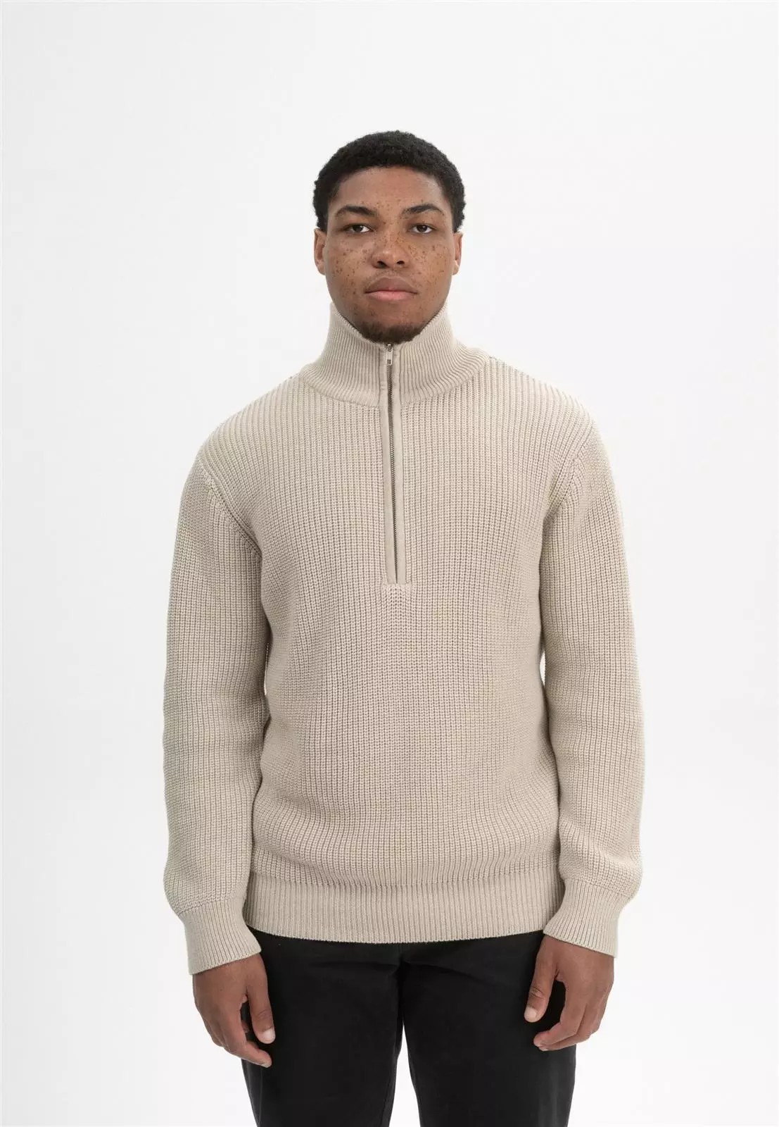 Rollkragen-Pullover Modell: Udai GOTS