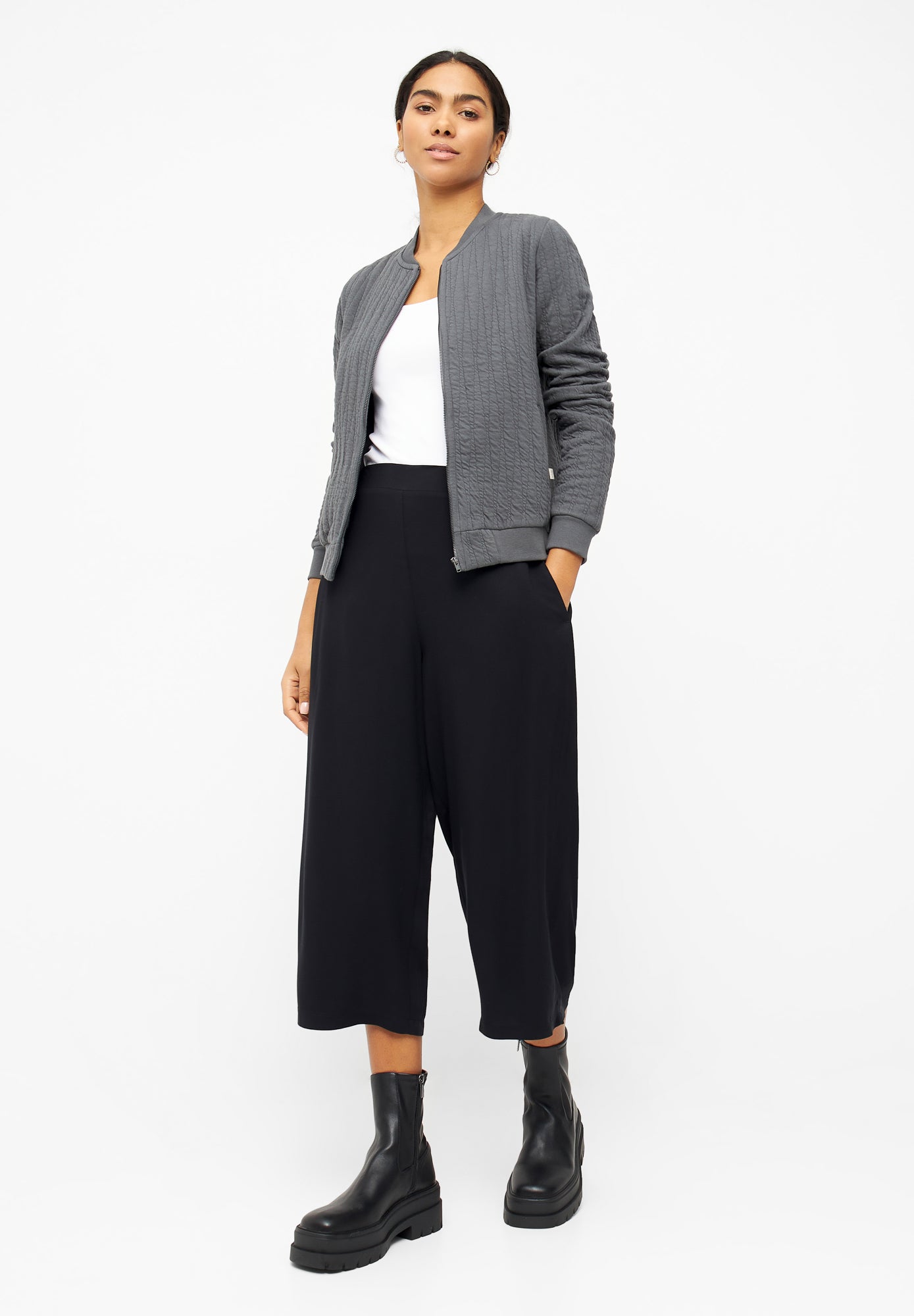 Ecovero Culotte Modell: Anna