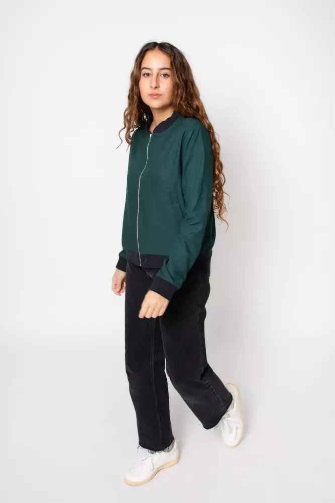 Ecovero Collegejacke Modell: Marry Ecovero Collegejacke Modell: Marry