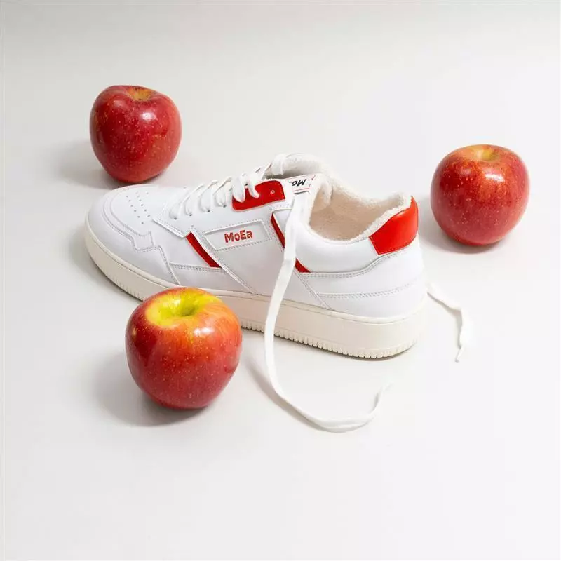 Sneaker Modell: GEN1 Apple White & Red