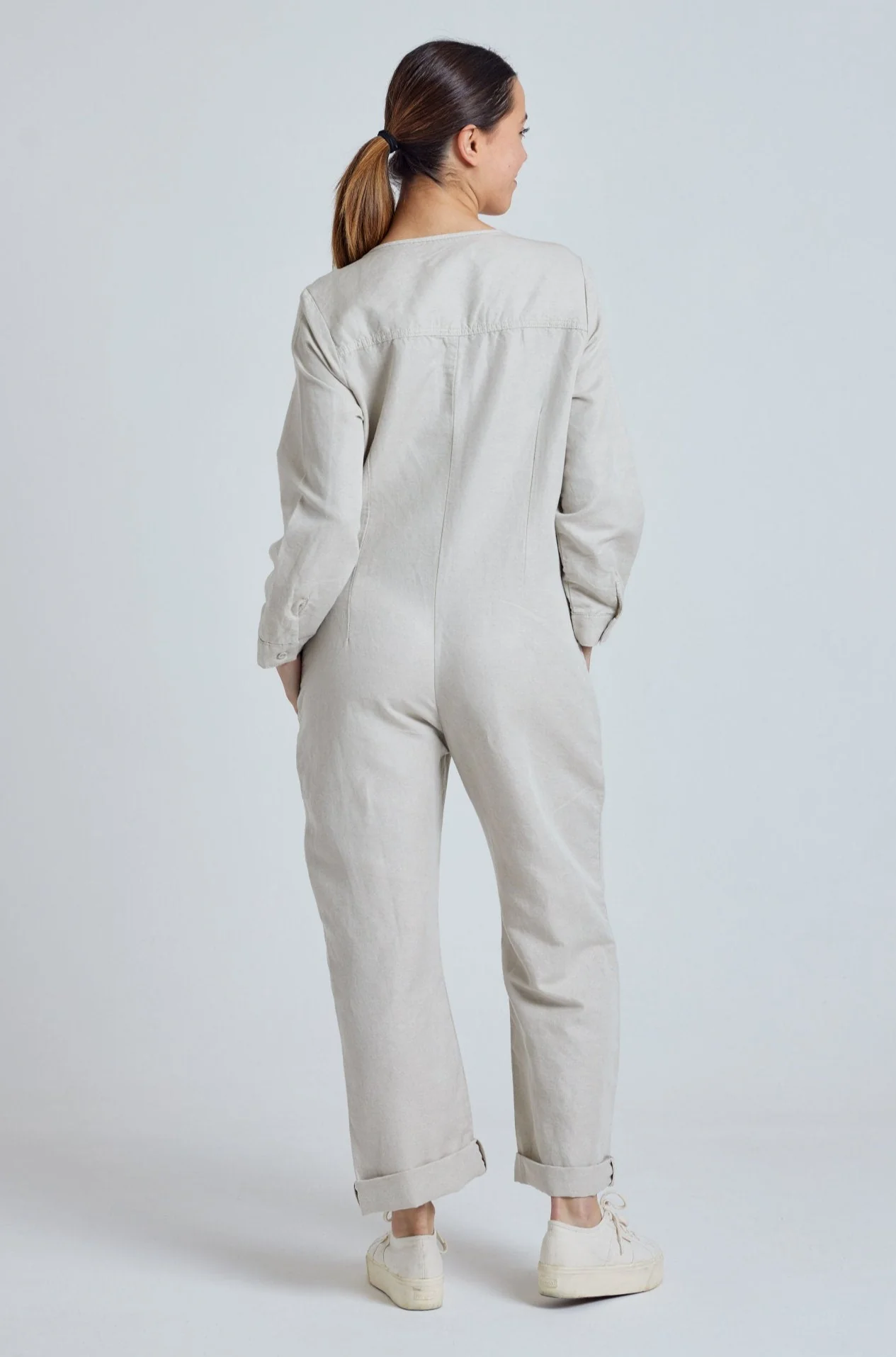 Leinen Jumpsuit Modell: Clara