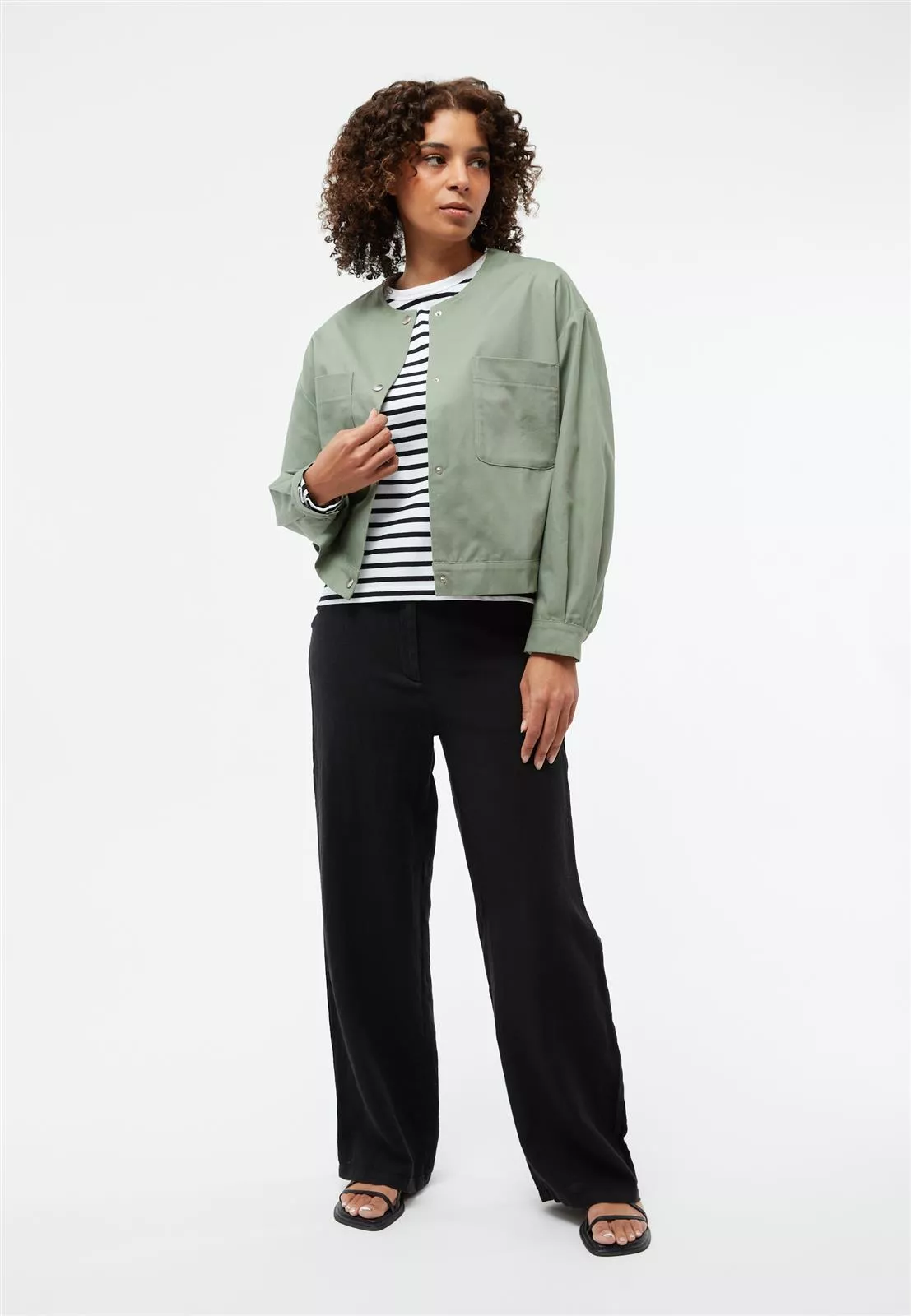 Leichte Jacke Modell: Anja