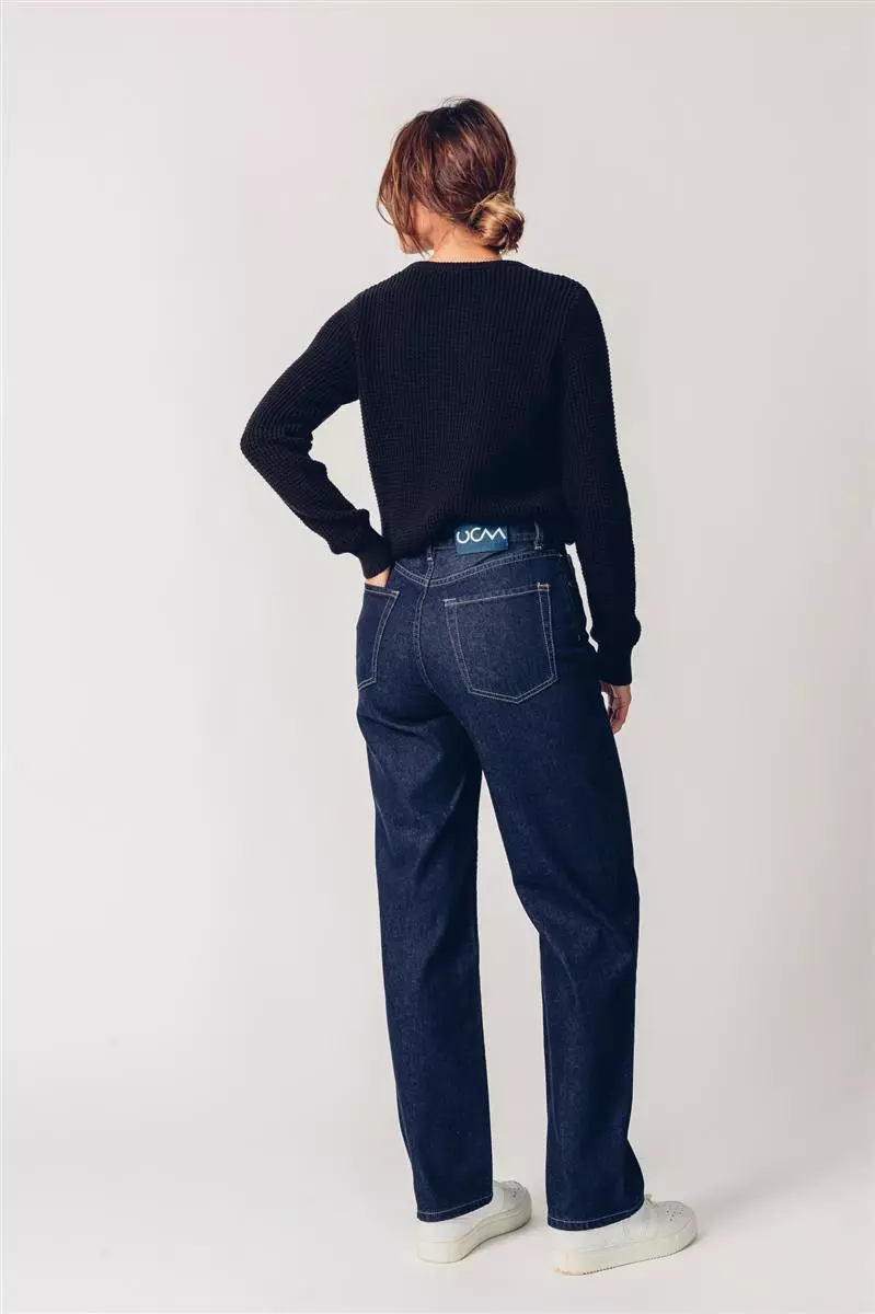 High Waist Straight Leg Jeans Modell: Maya